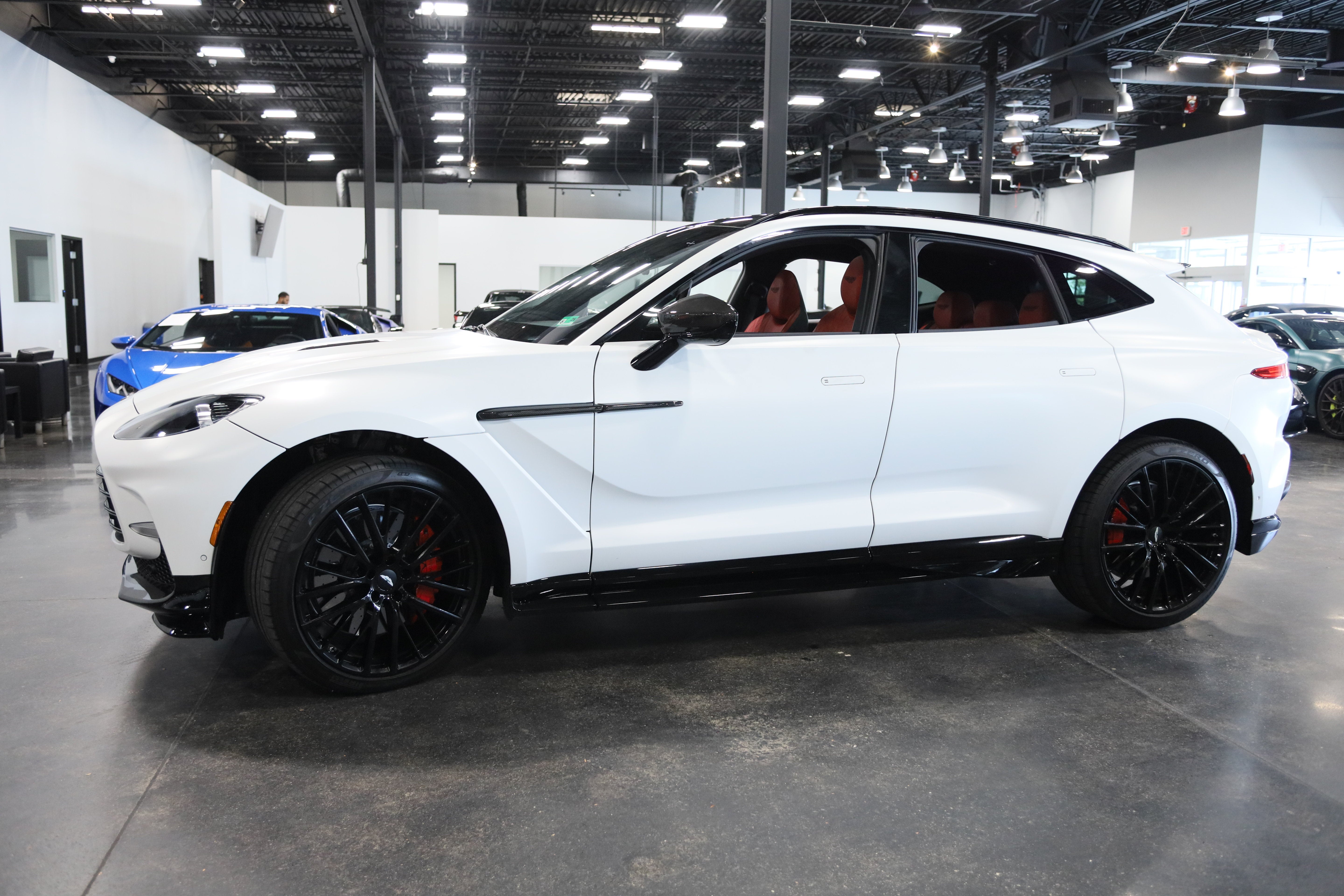2023 Aston Martin DBX 707