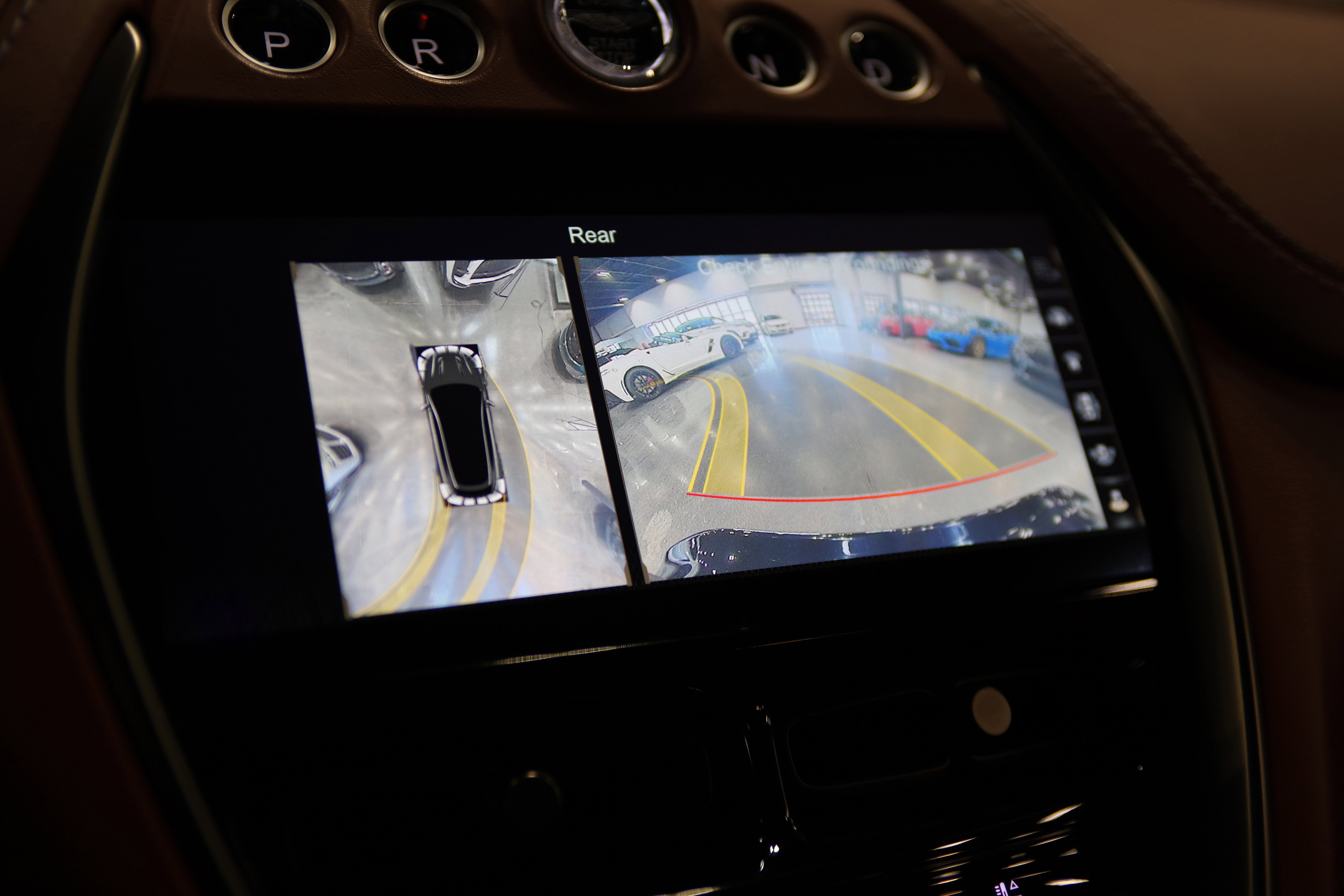 2023 Aston Martin DBX 707