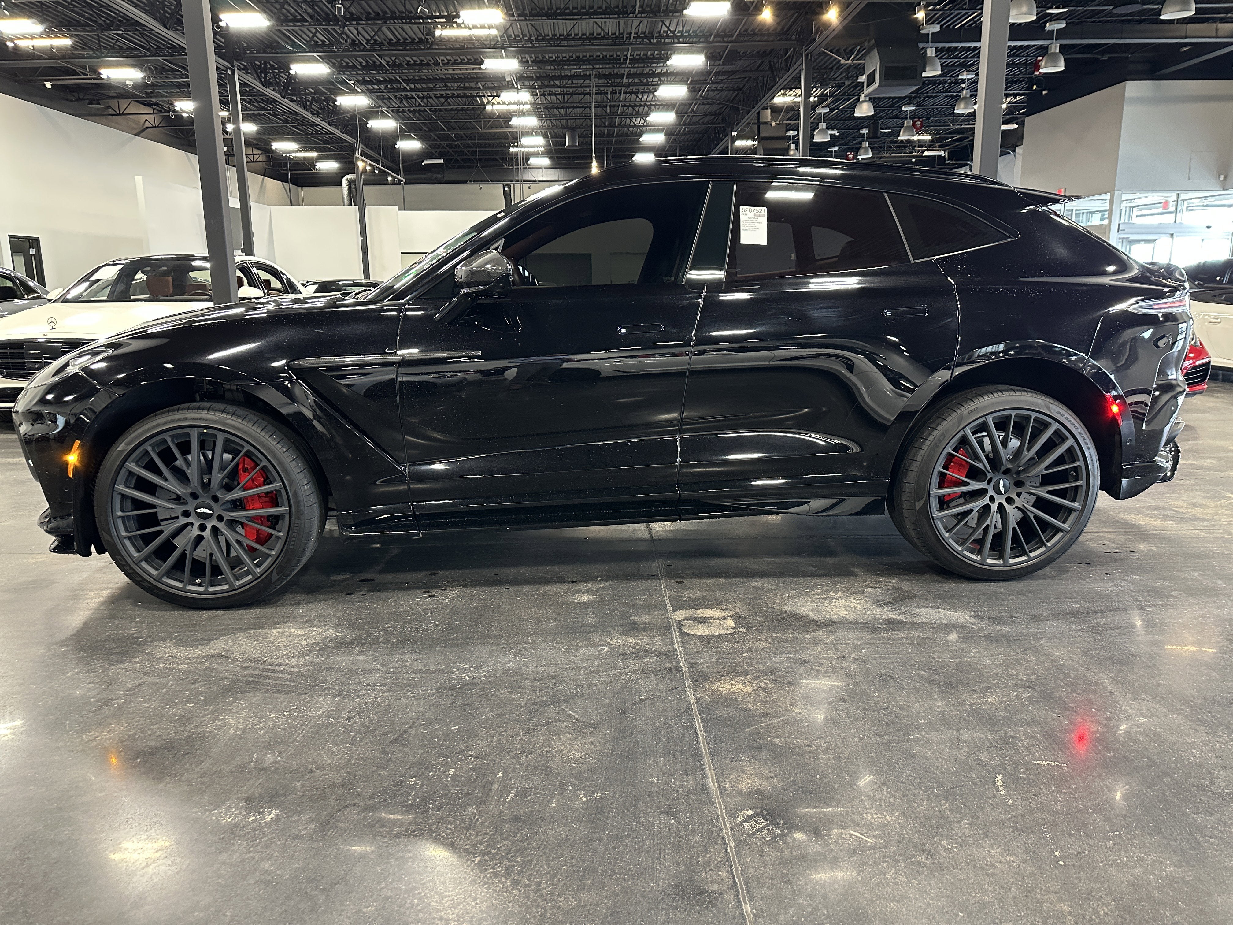 2023 Aston Martin DBX 707