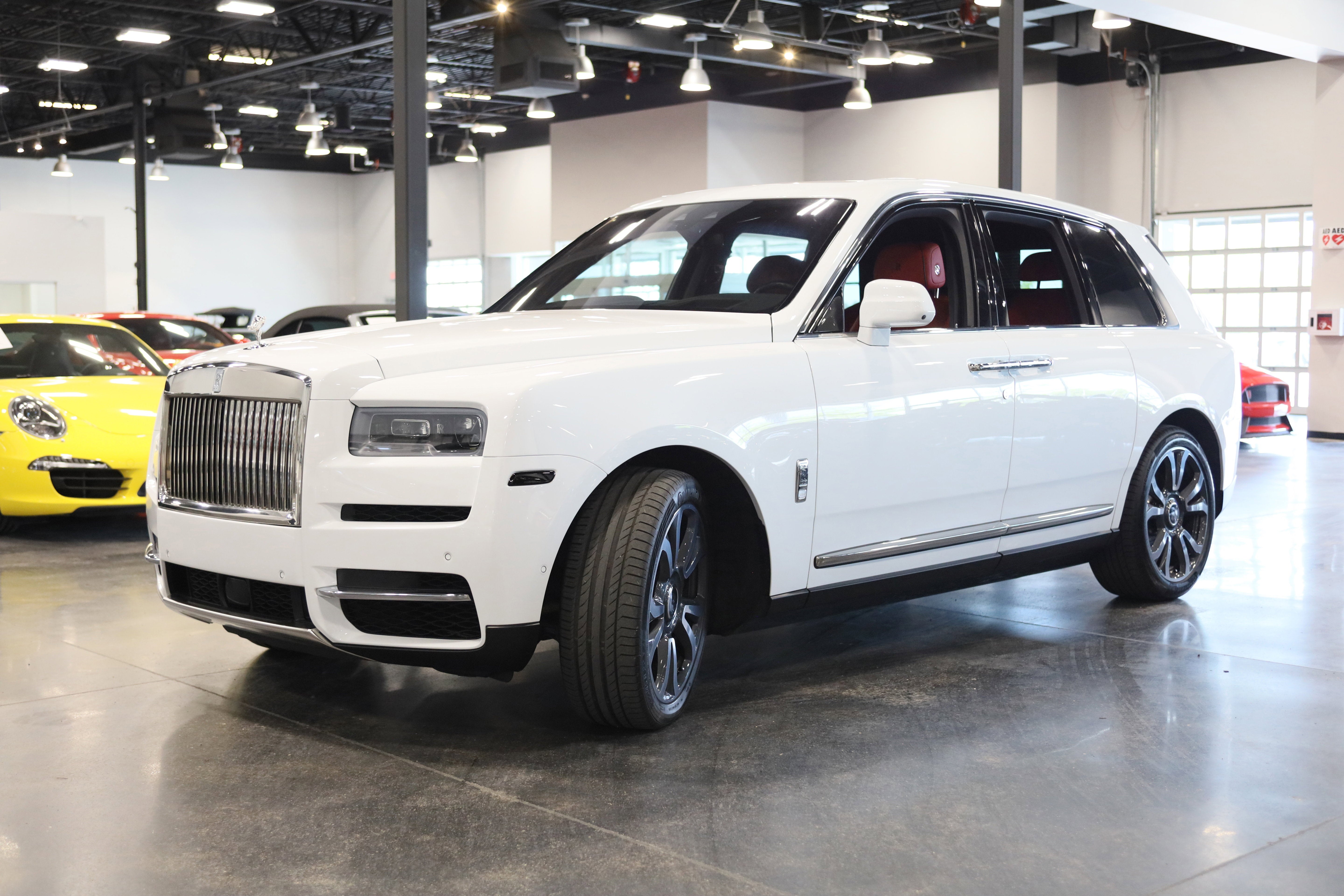 2023 Rolls-Royce Cullinan Base