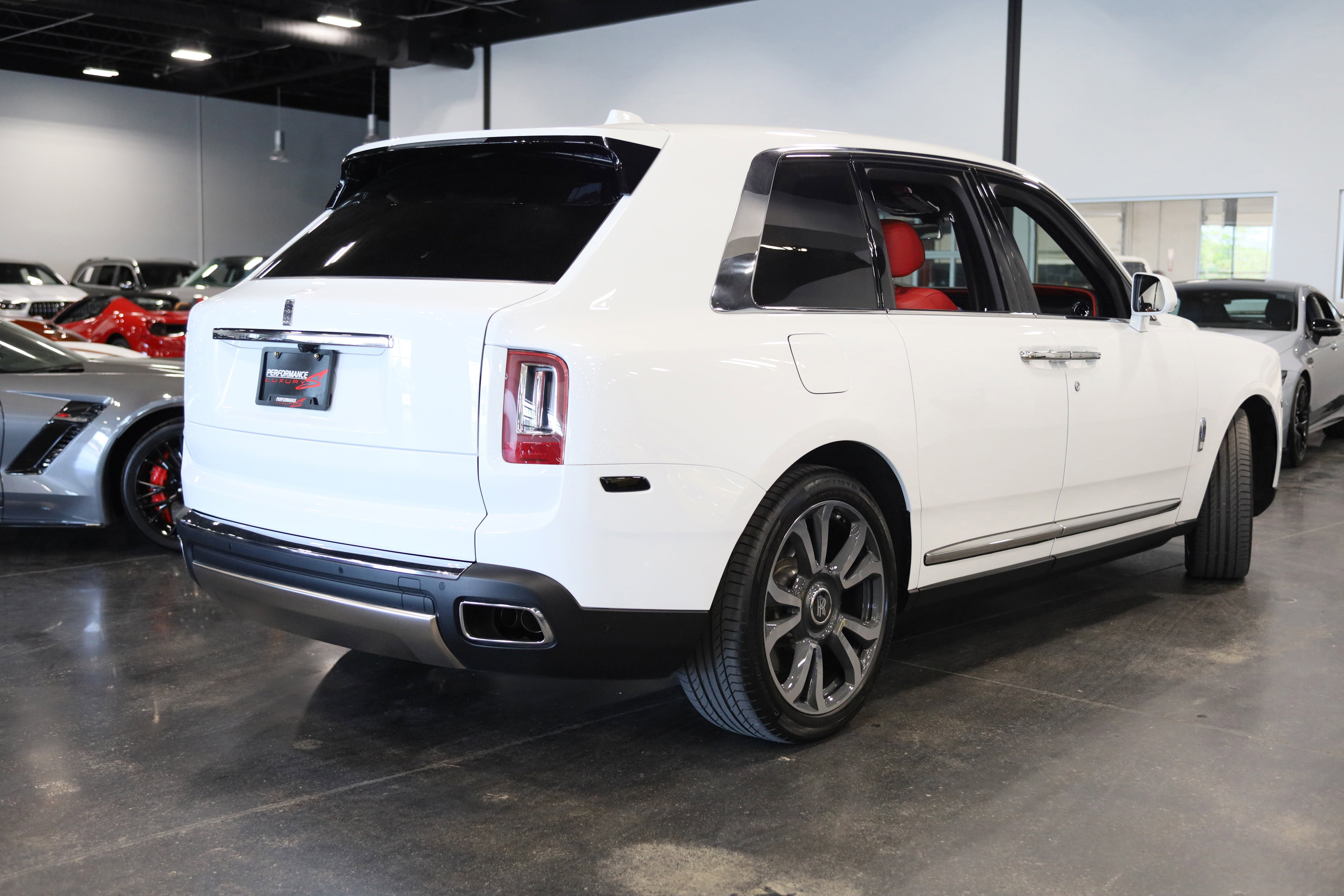 2023 Rolls-Royce Cullinan Base