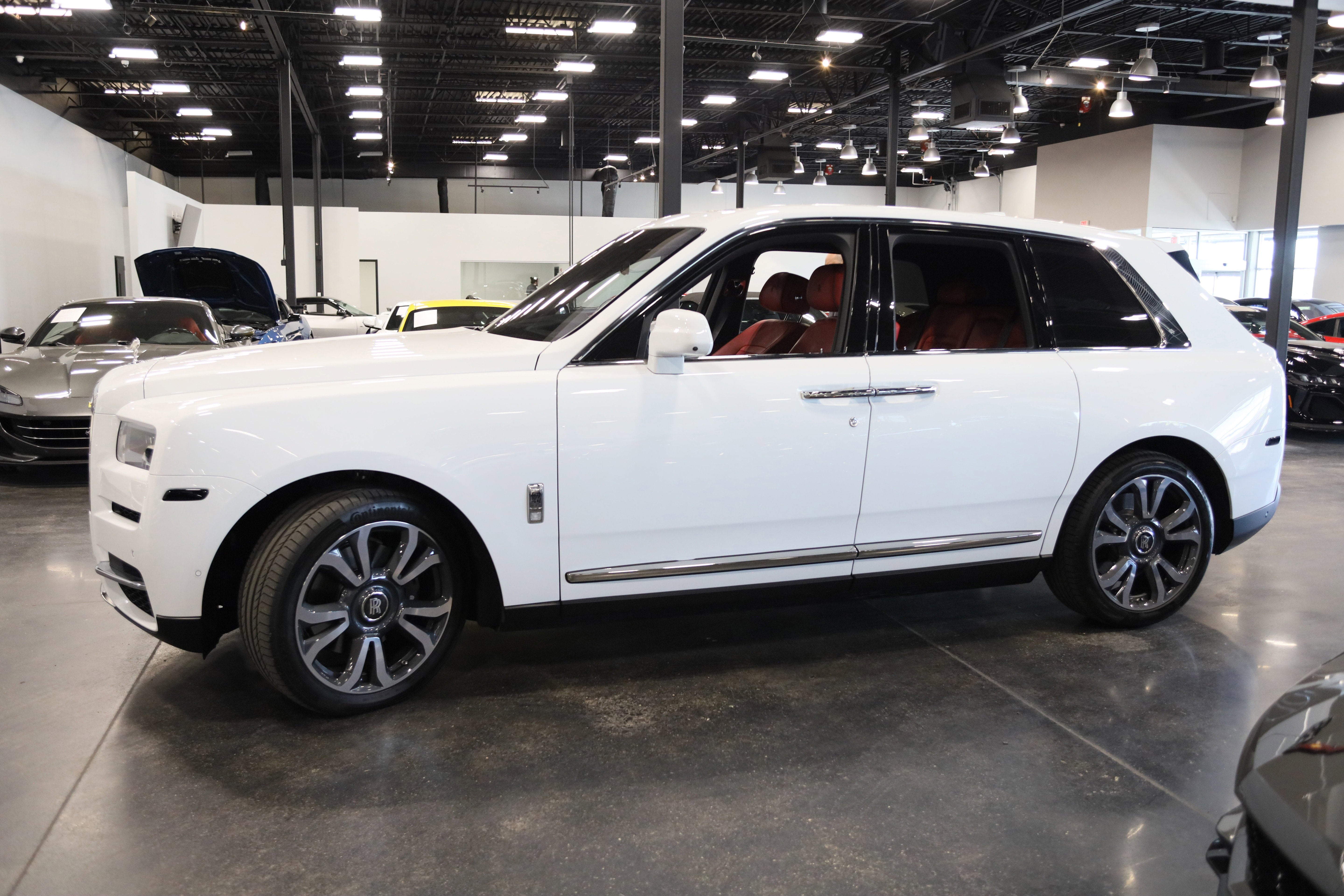 2023 Rolls-Royce Cullinan Base