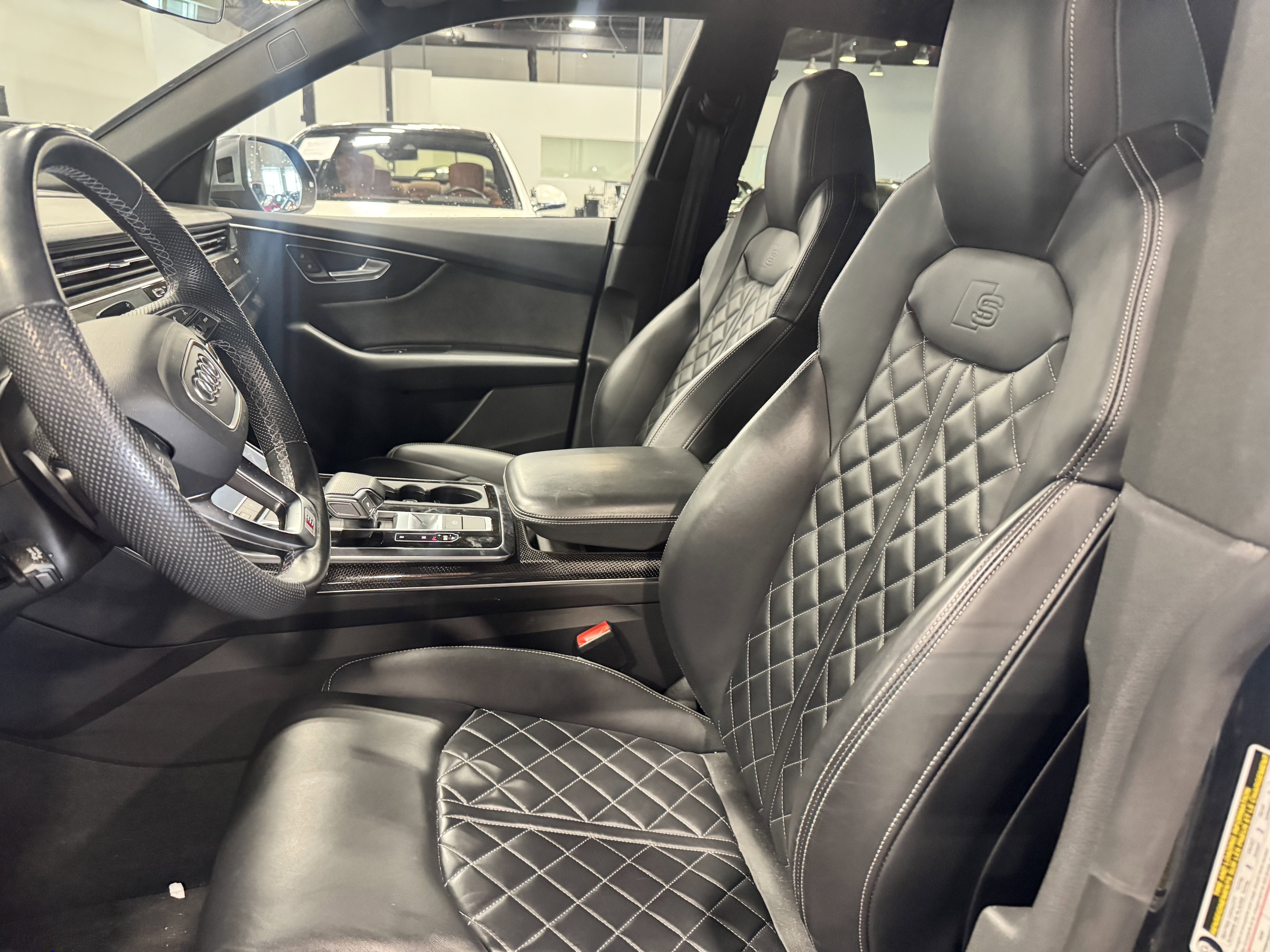 2022 Audi SQ8 Premium Plus