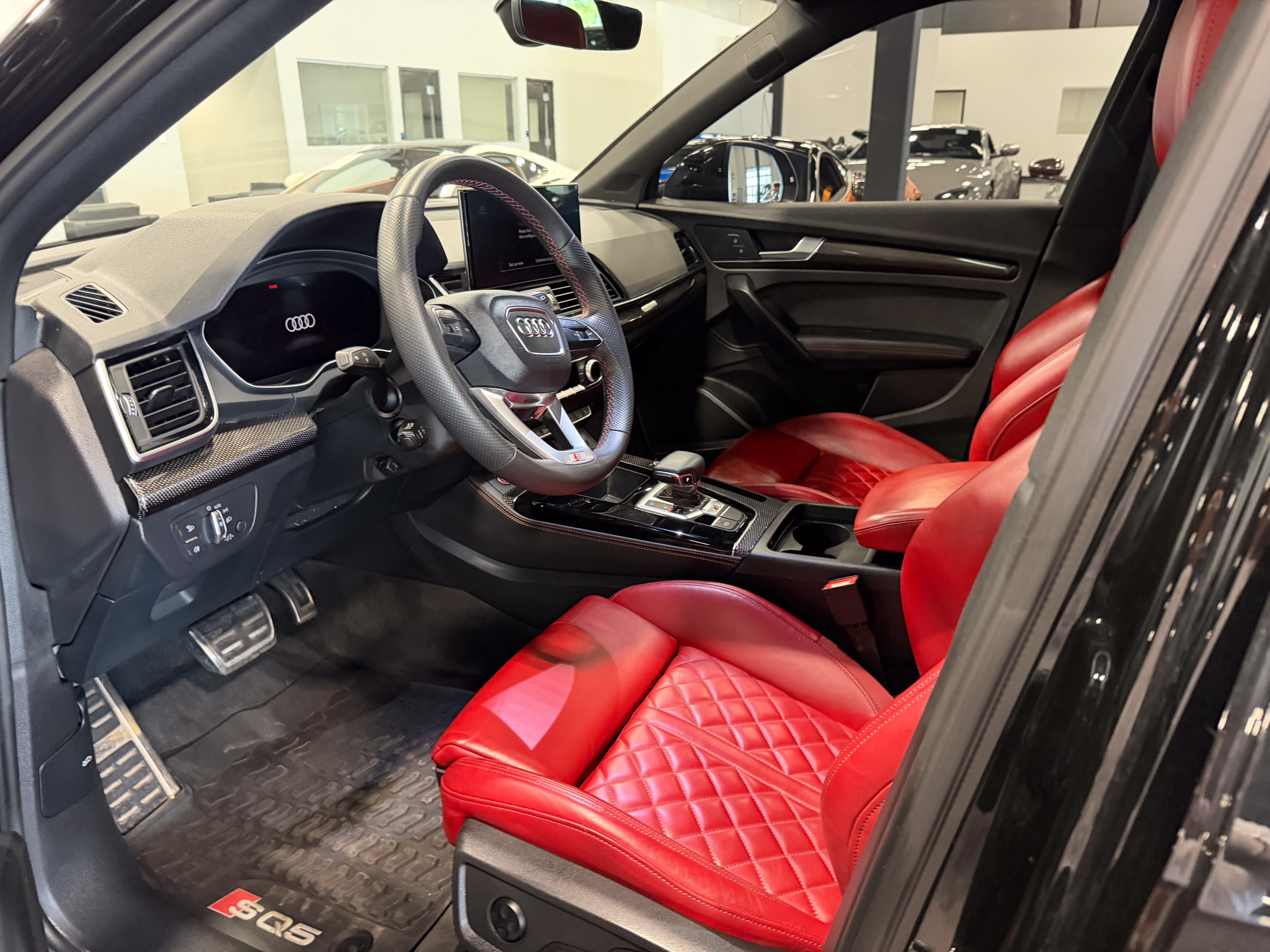 2023 Audi SQ5 Premium Plus