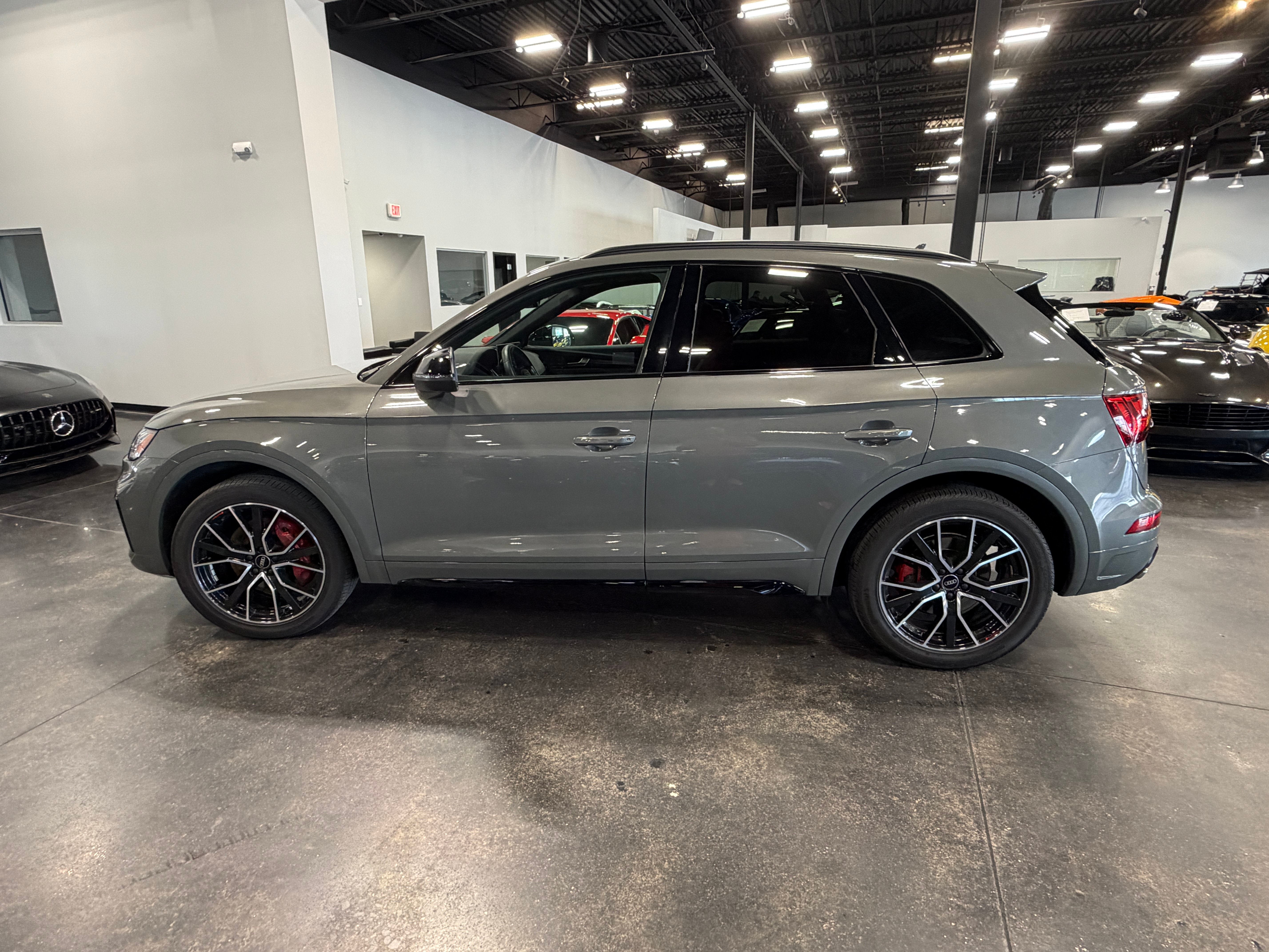 2023 Audi SQ5 Premium Plus