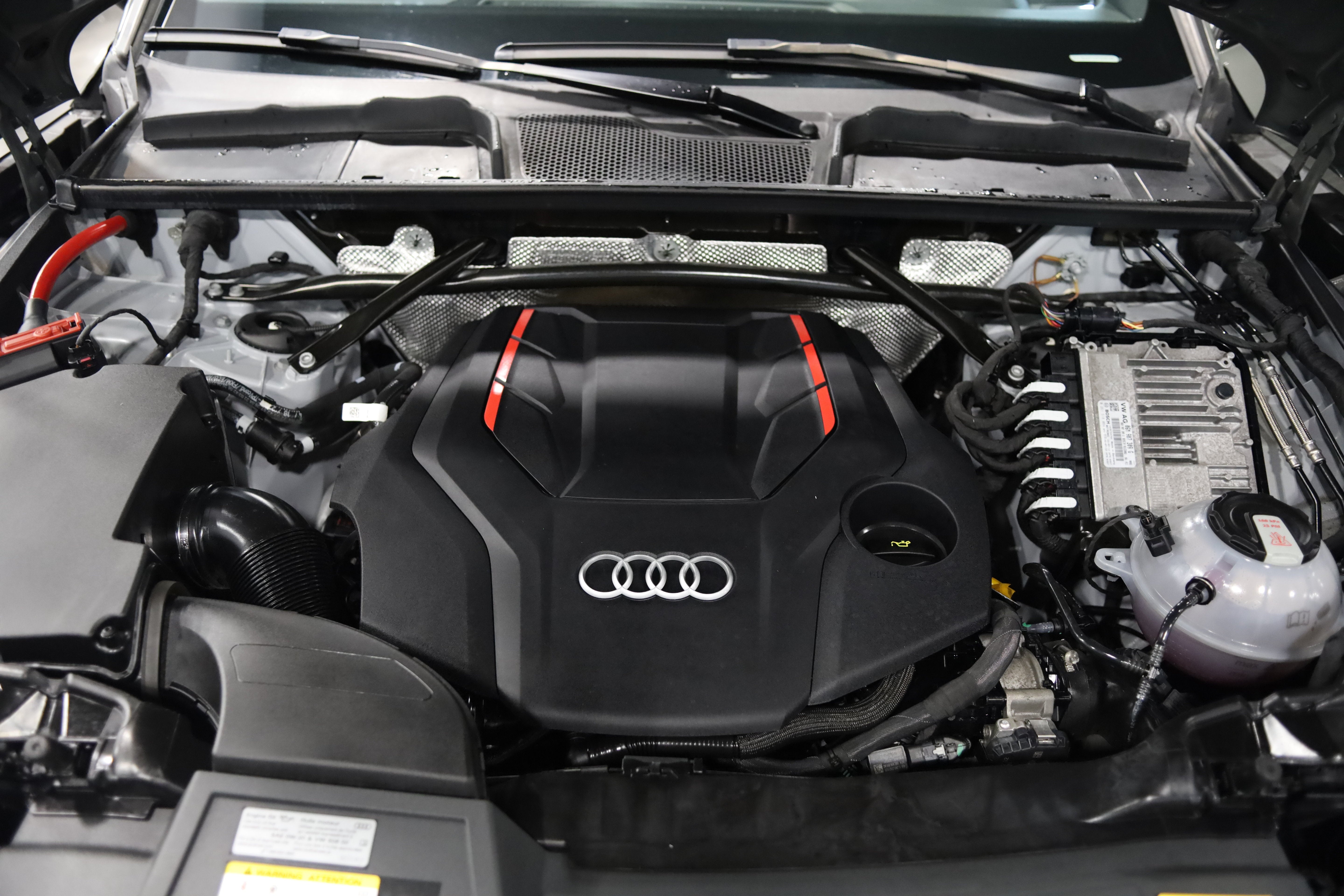 2023 Audi SQ5 Premium Plus
