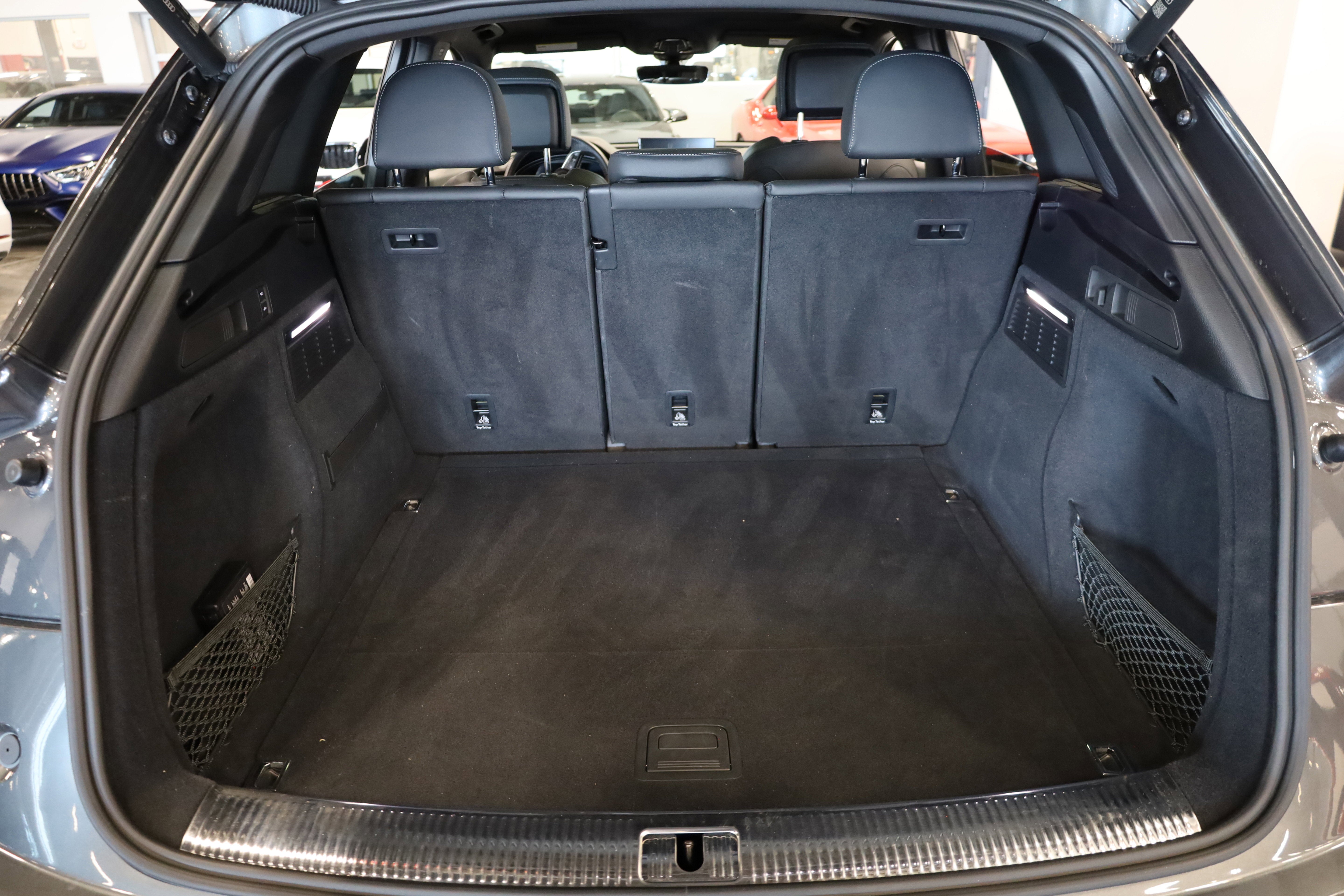 2023 Audi SQ5 Prestige