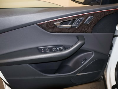 2020 Audi Q8 Premium Plus
