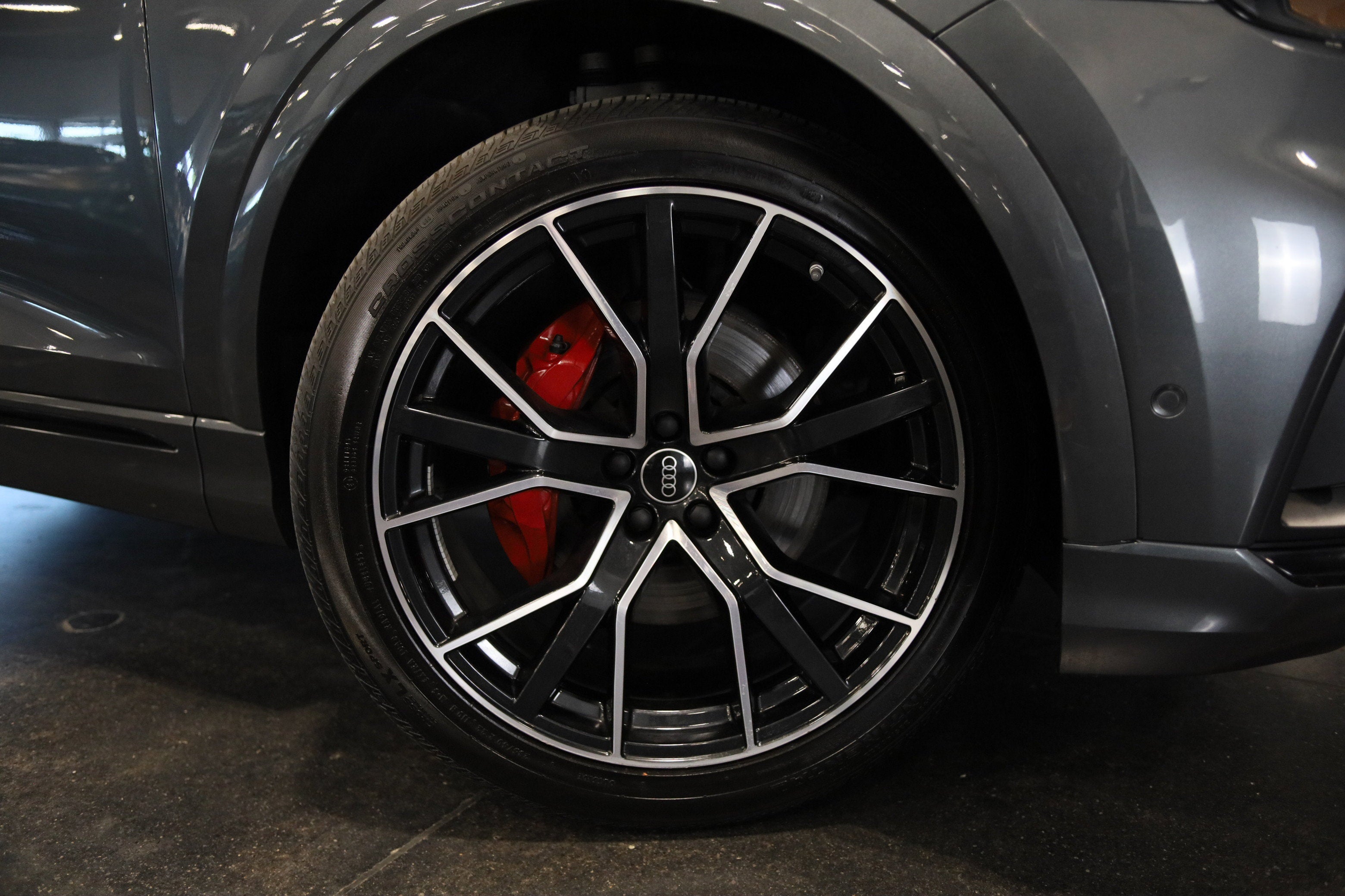2023 Audi Q8 Premium Plus