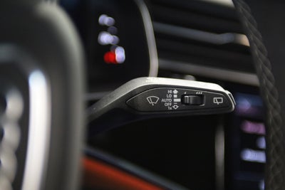 2023 Audi Q8 Premium Plus