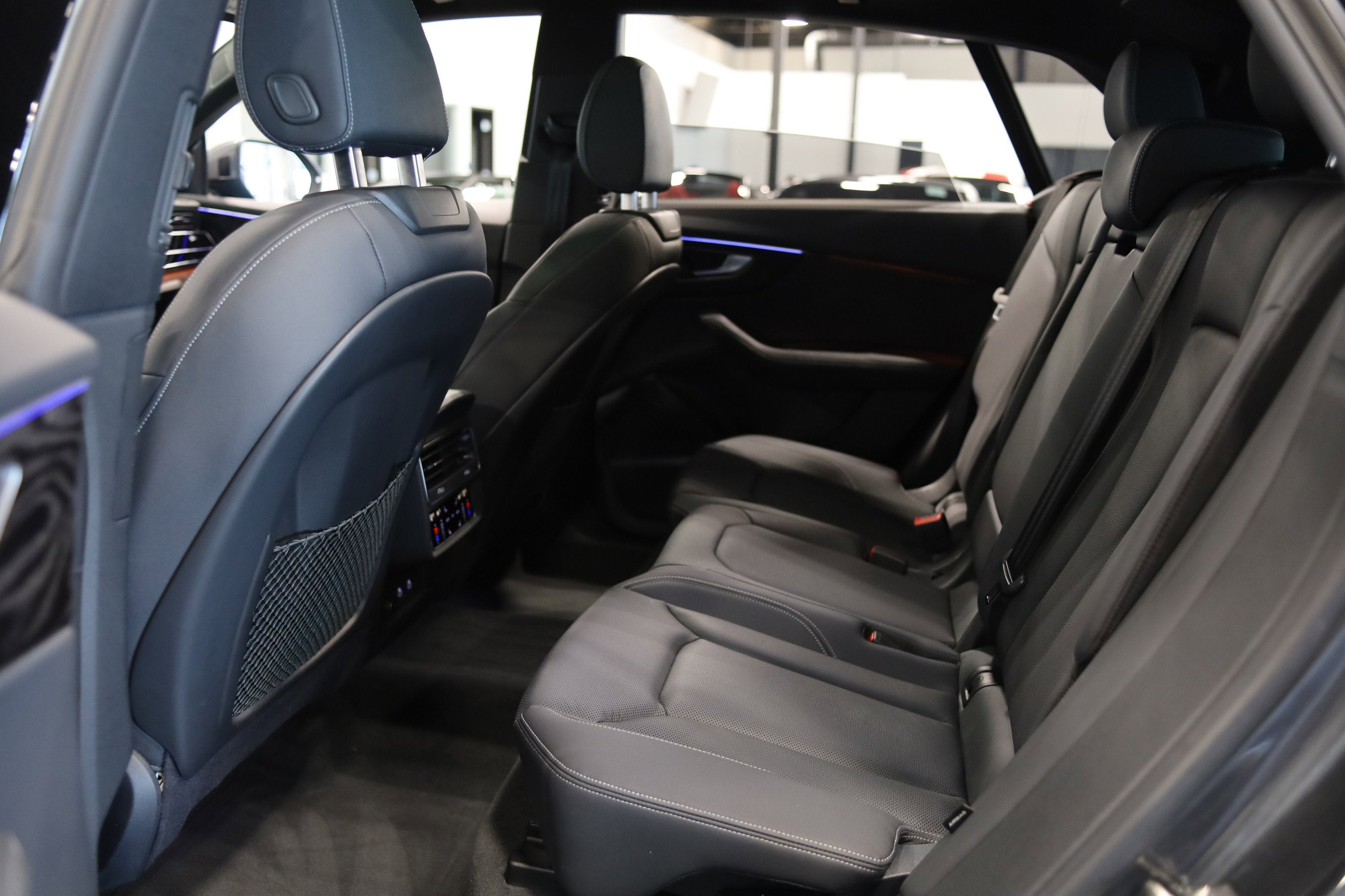 2023 Audi Q8 Premium Plus