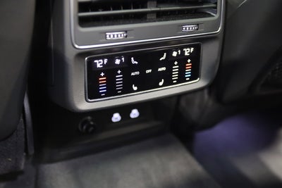 2023 Audi Q8 Premium Plus