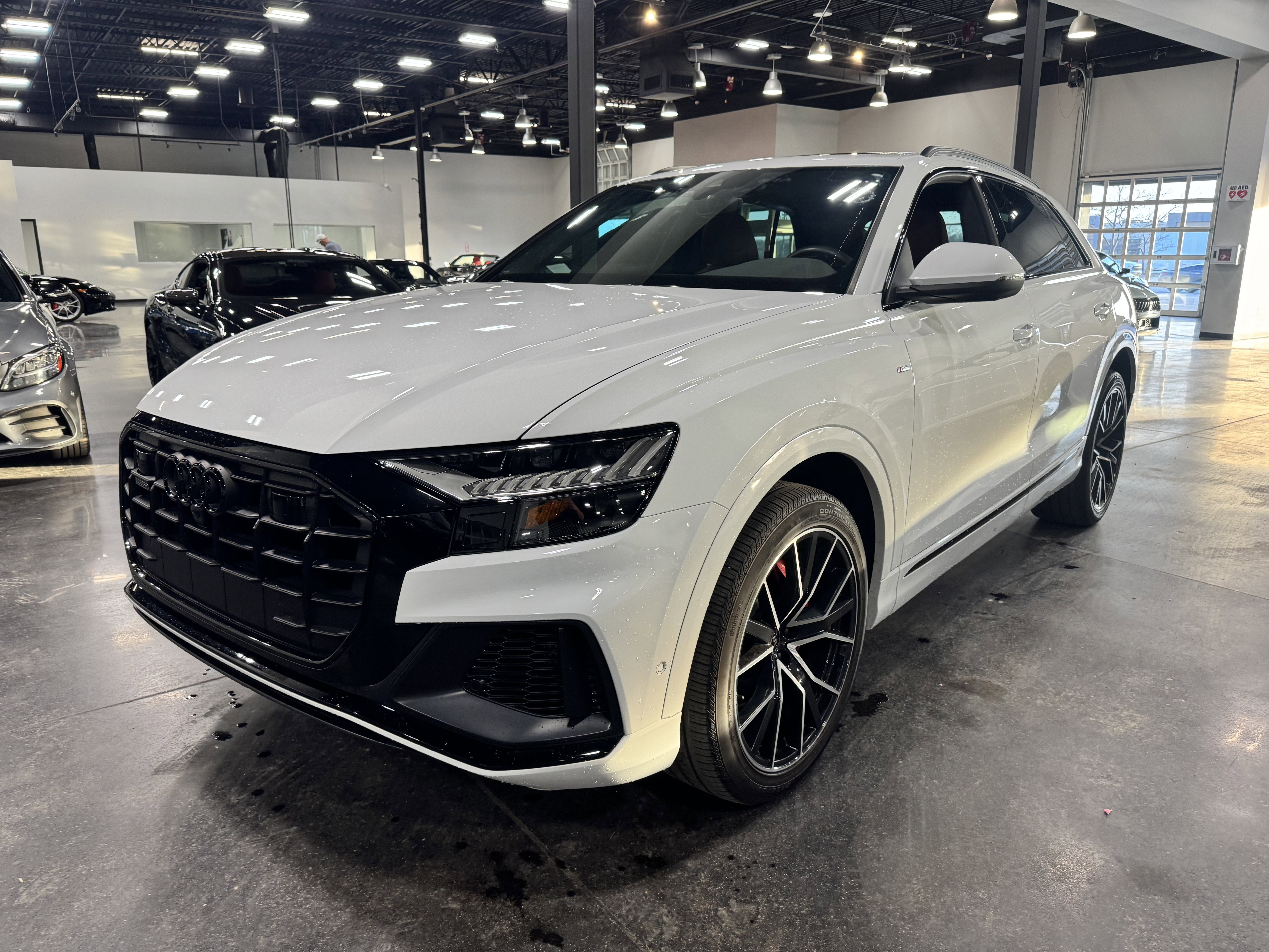 2022 Audi Q8 Premium Plus