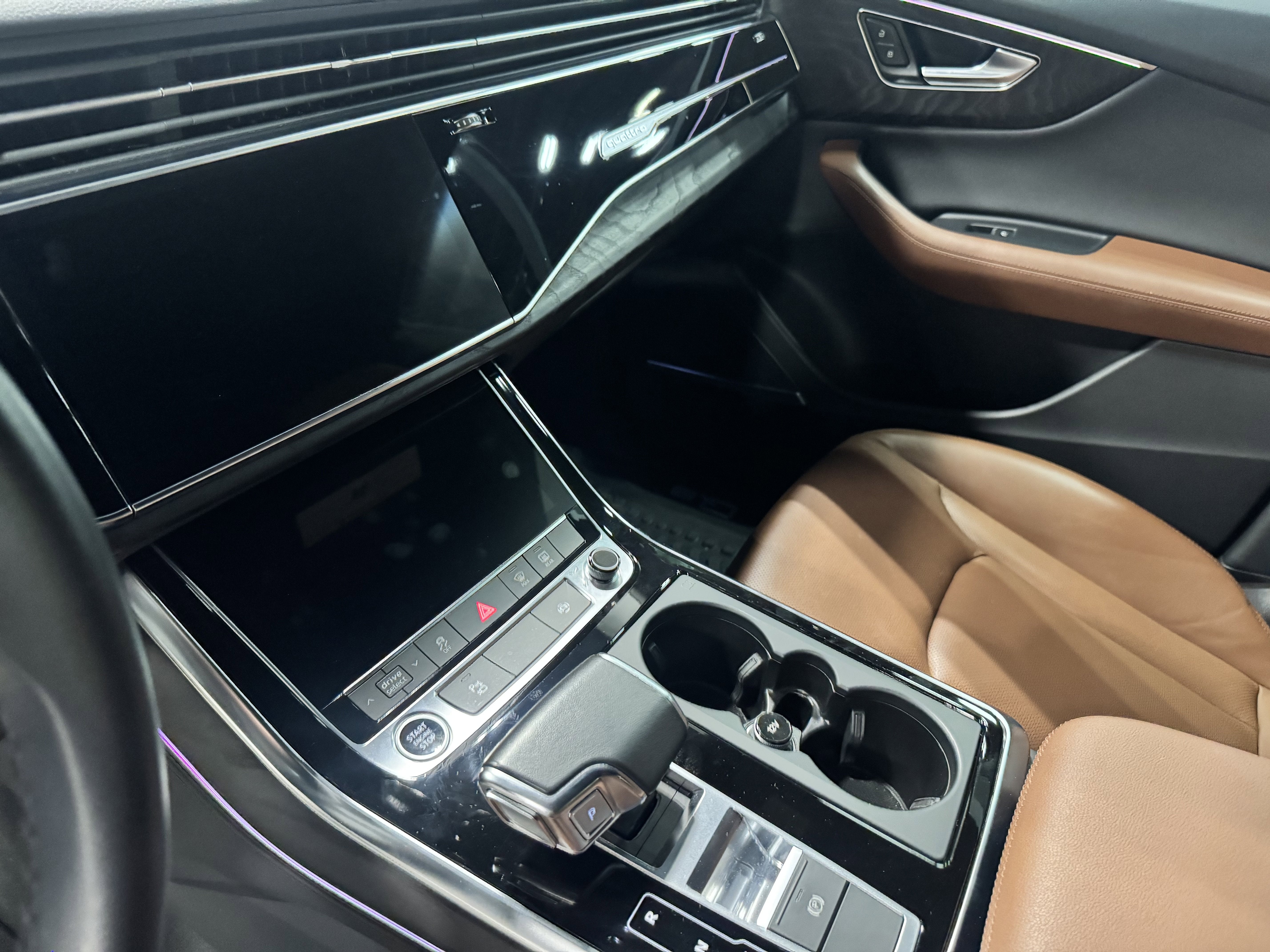 2022 Audi Q8 Premium Plus