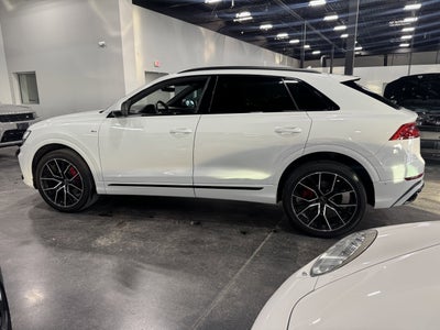 2022 Audi Q8 Premium Plus