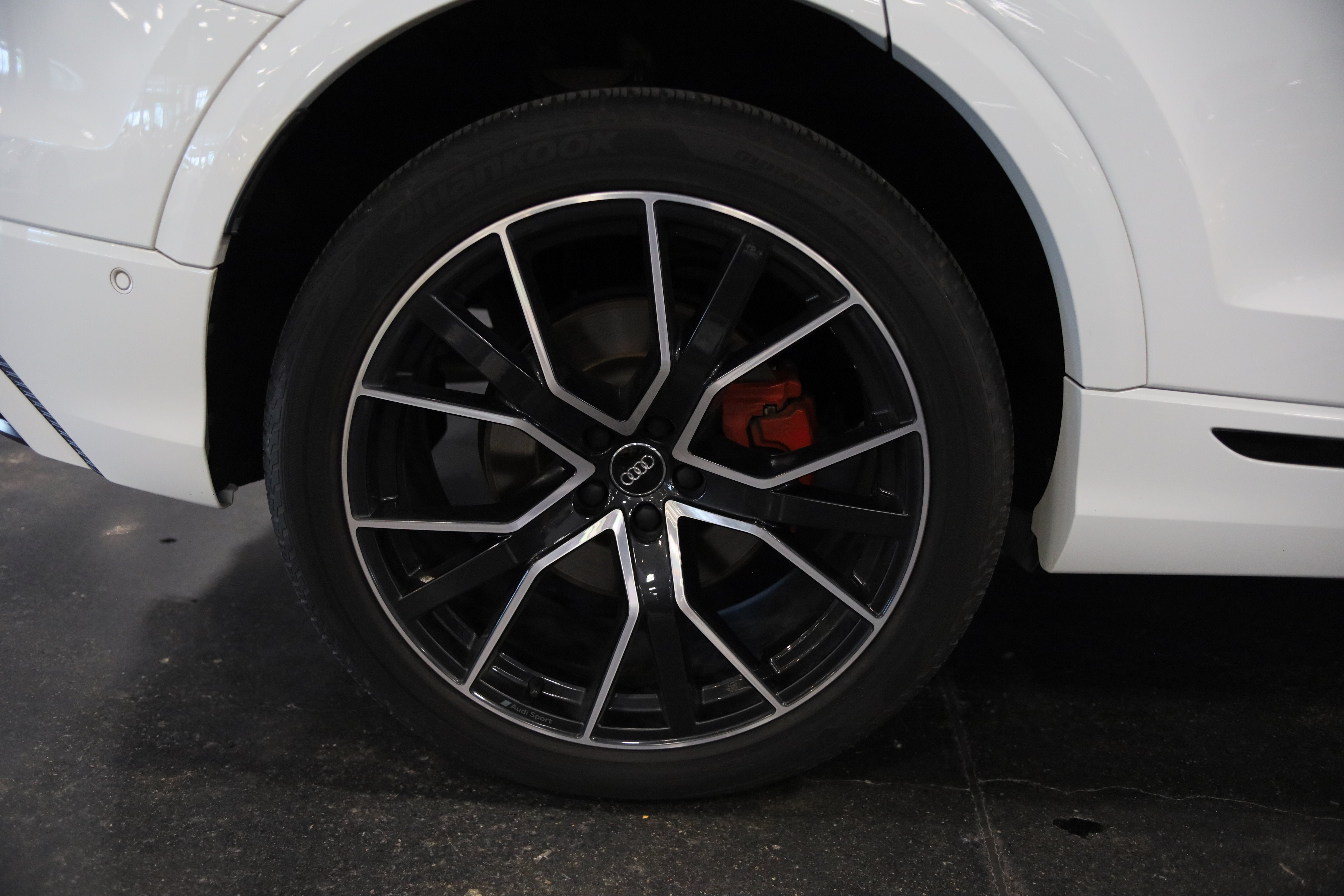 2019 Audi Q8 Prestige
