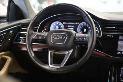 2019 Audi Q8 Prestige