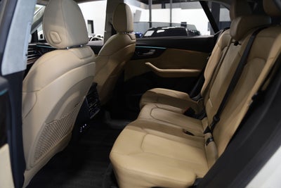 2019 Audi Q8 Prestige