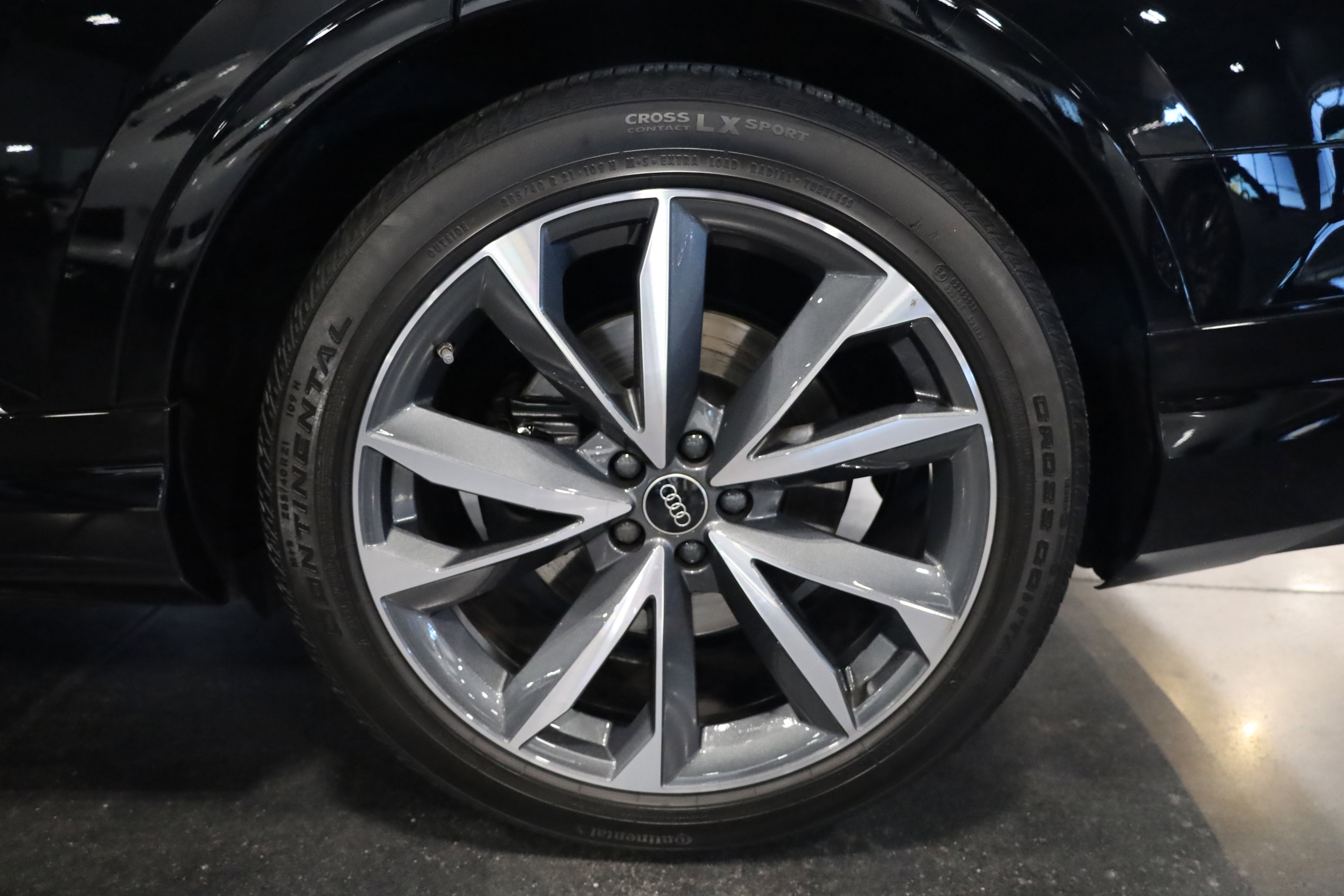 2023 Audi SQ7 Prestige