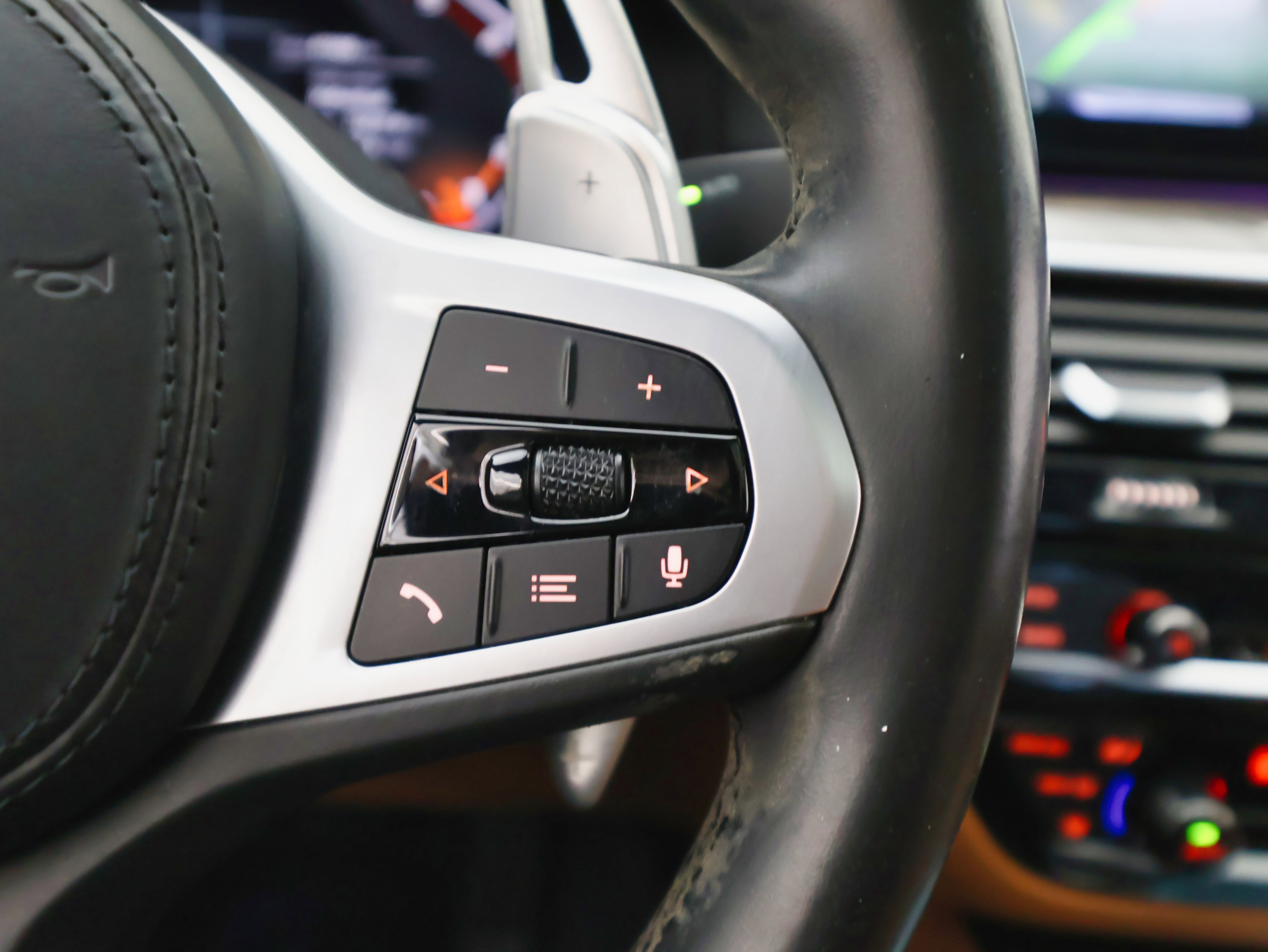 2021 BMW 5 Series M550i xDrive