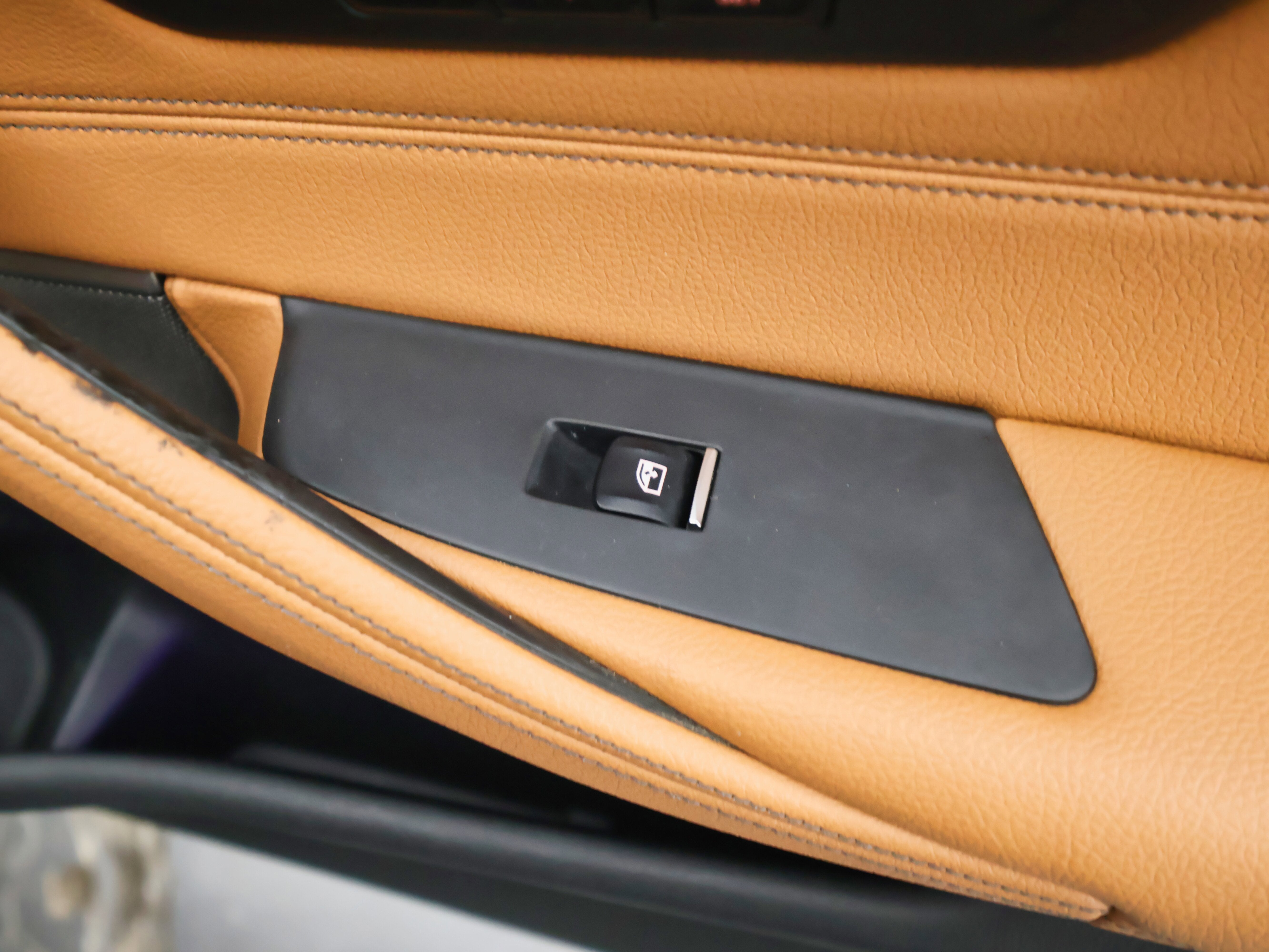 2021 BMW 5 Series M550i xDrive