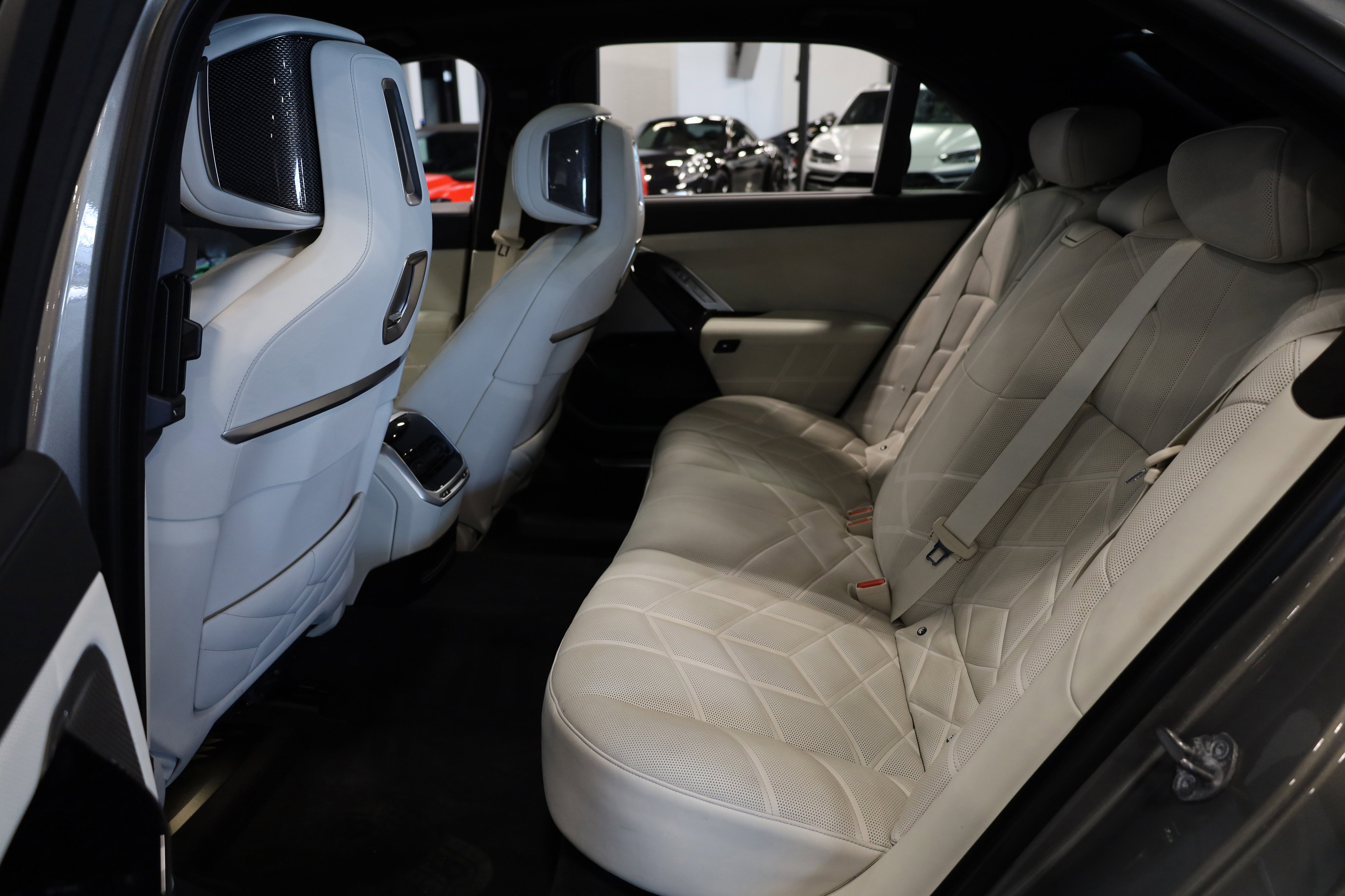 2023 BMW 7 Series 760i xDrive