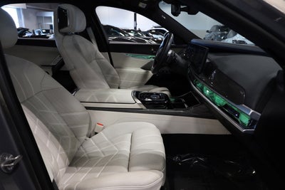 2023 BMW 7 Series 760i xDrive