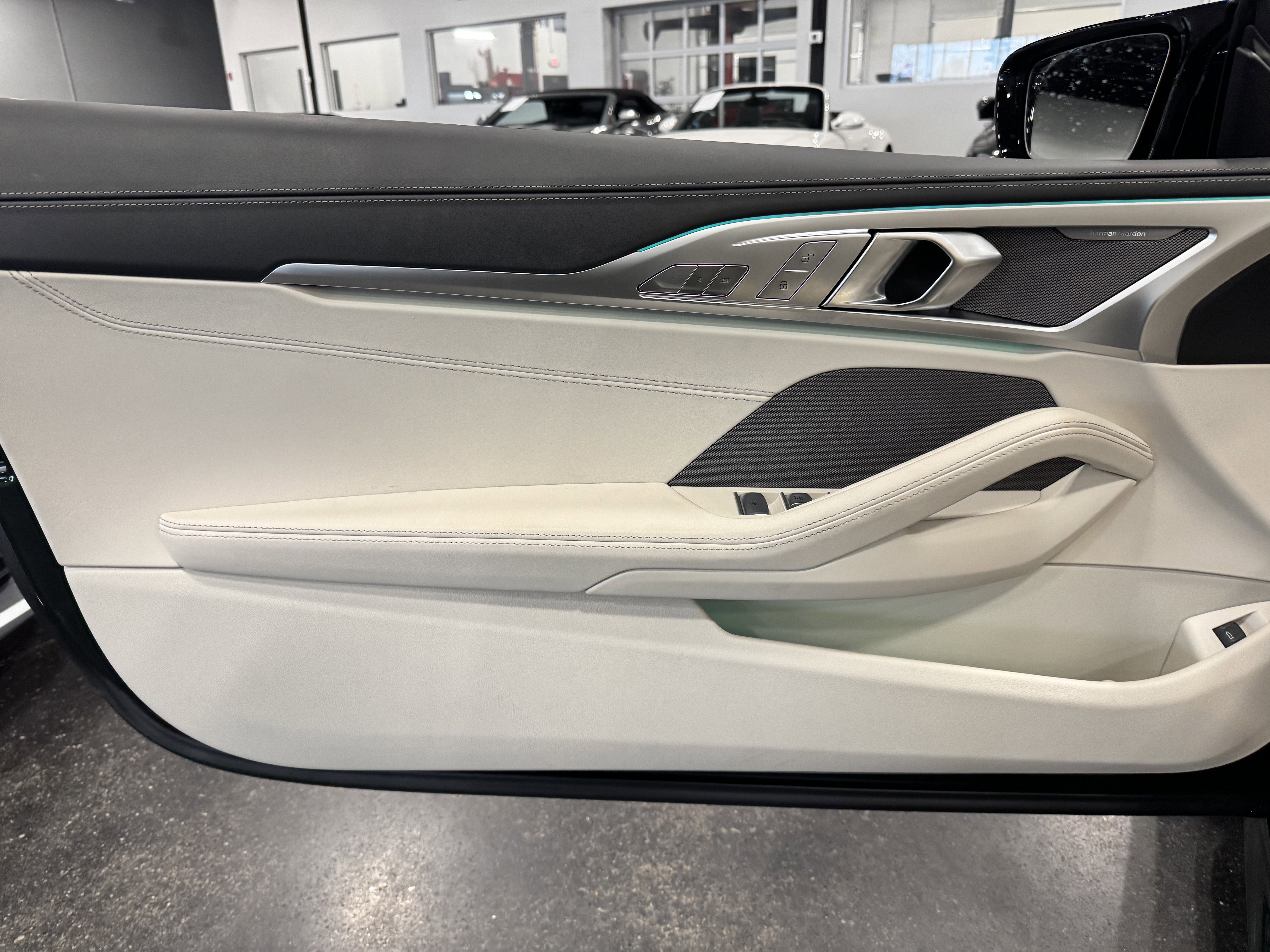 2025 BMW 8 Series M850i xDrive