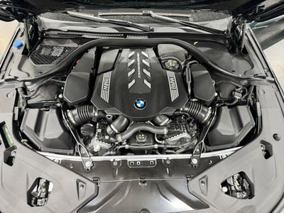 2025 BMW 8 Series M850i xDrive