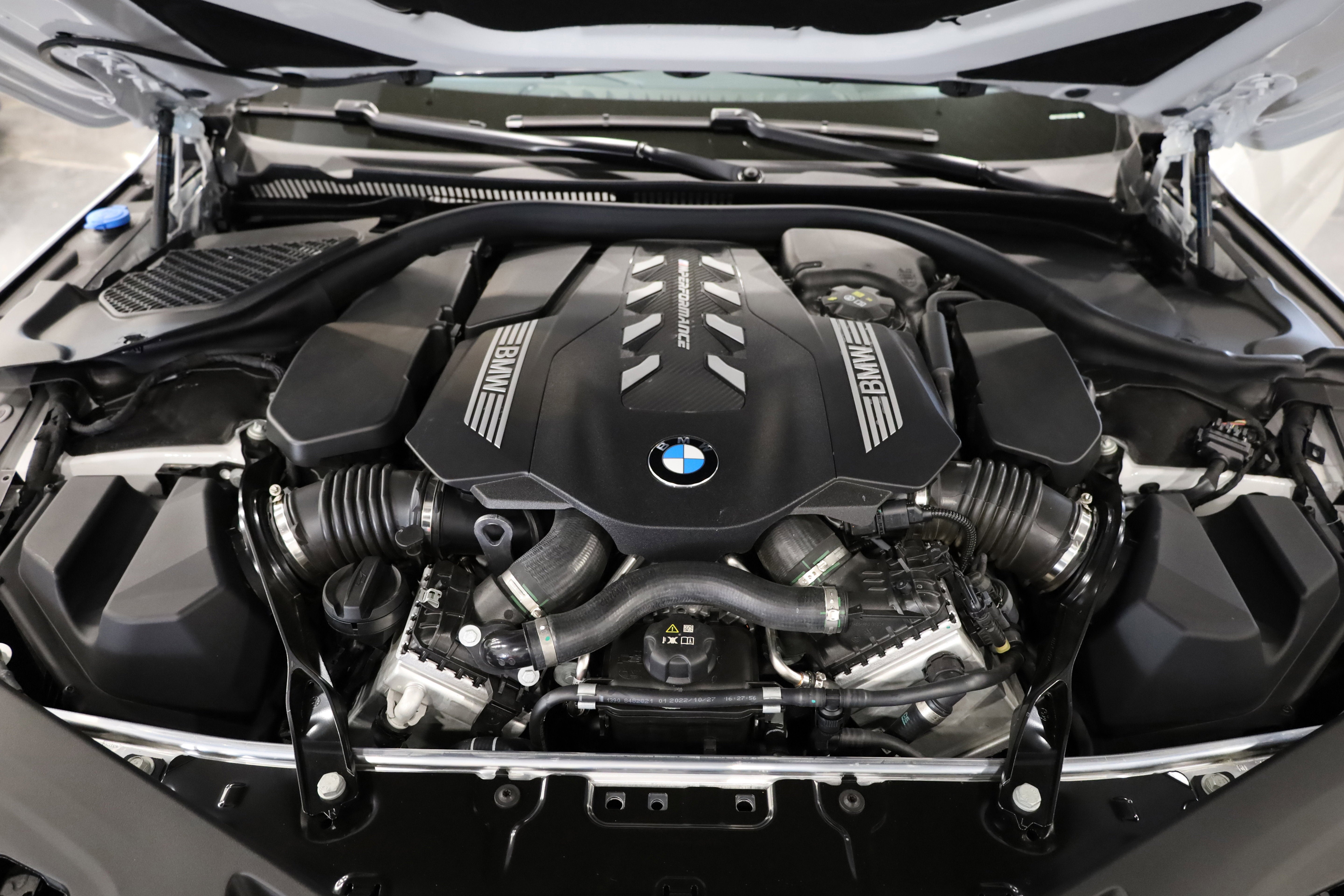 2023 BMW 8 Series M850i xDrive