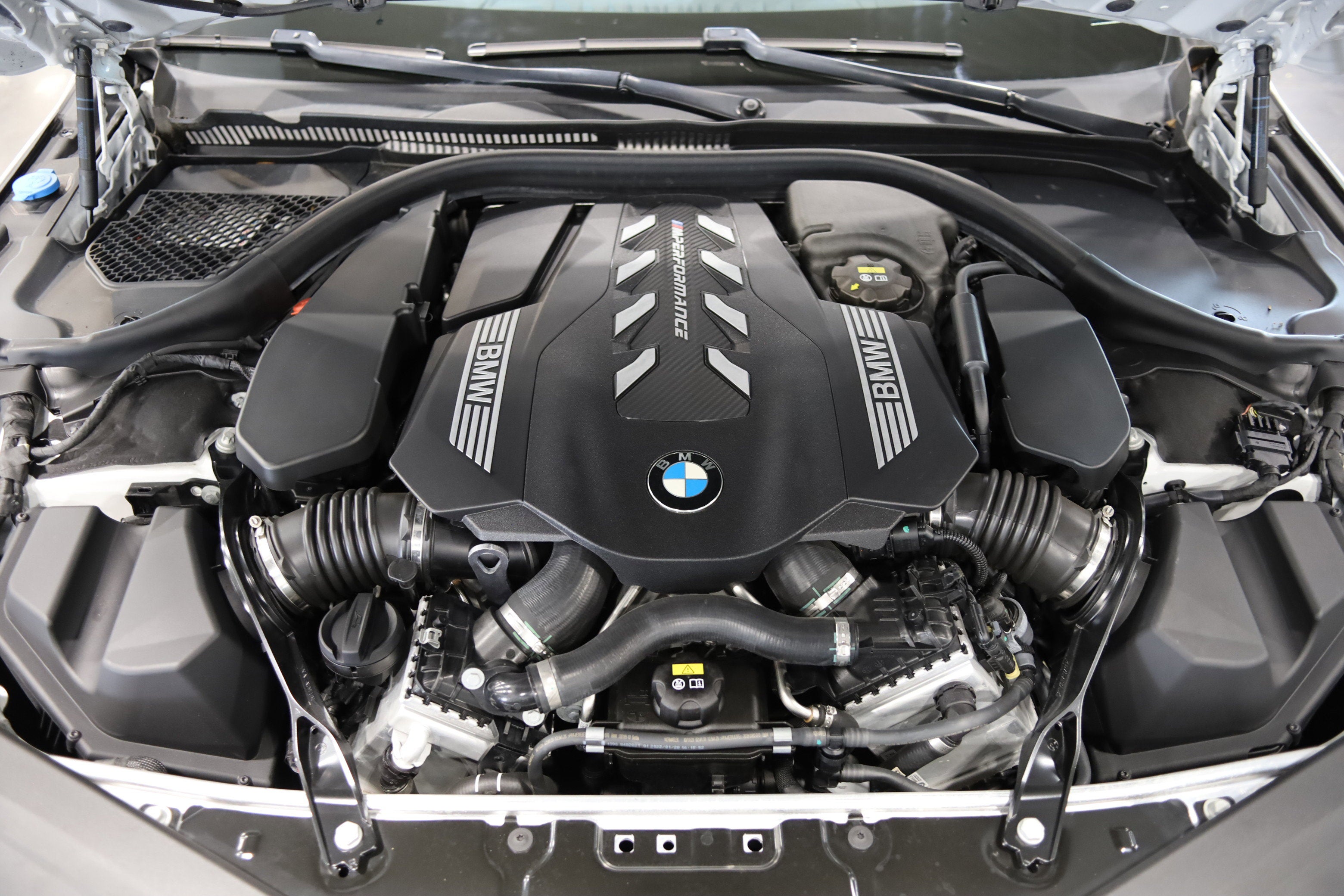 2023 BMW 8 Series M850i xDrive