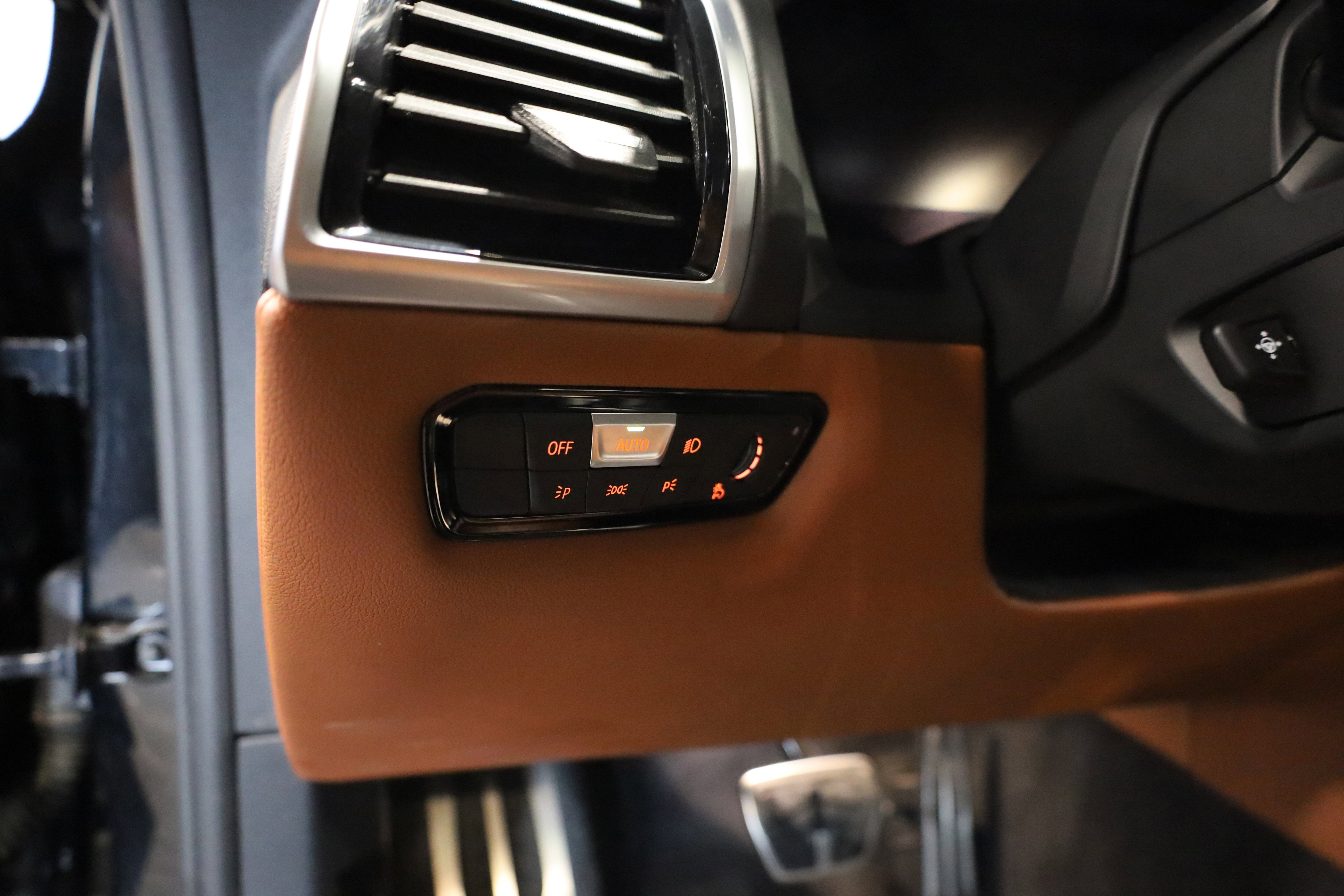 2022 BMW 8 Series 840i