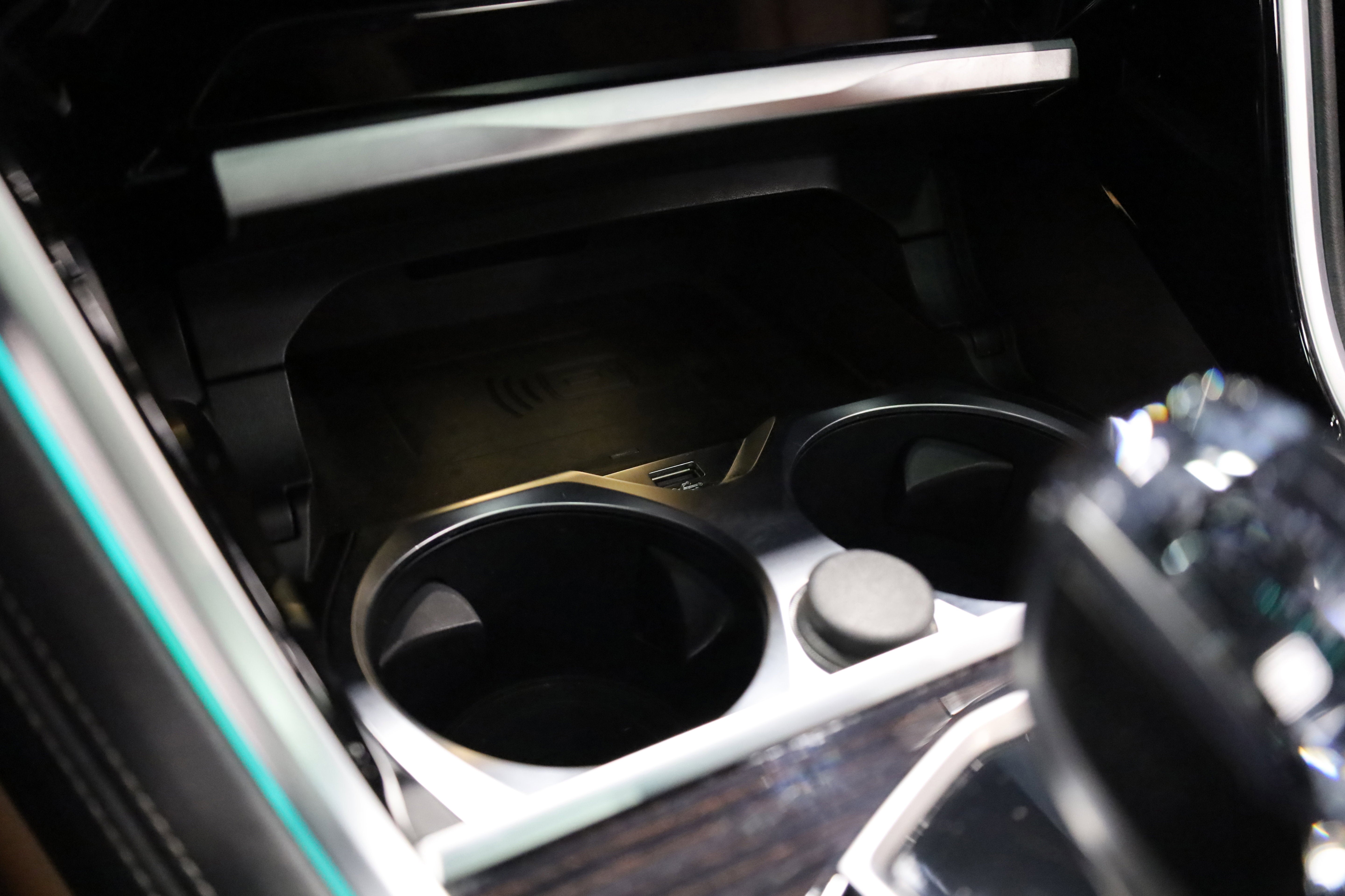 2022 BMW 8 Series 840i