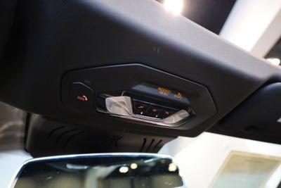 2022 BMW M4 Competition xDrive w/ Carbon Bucket Seats