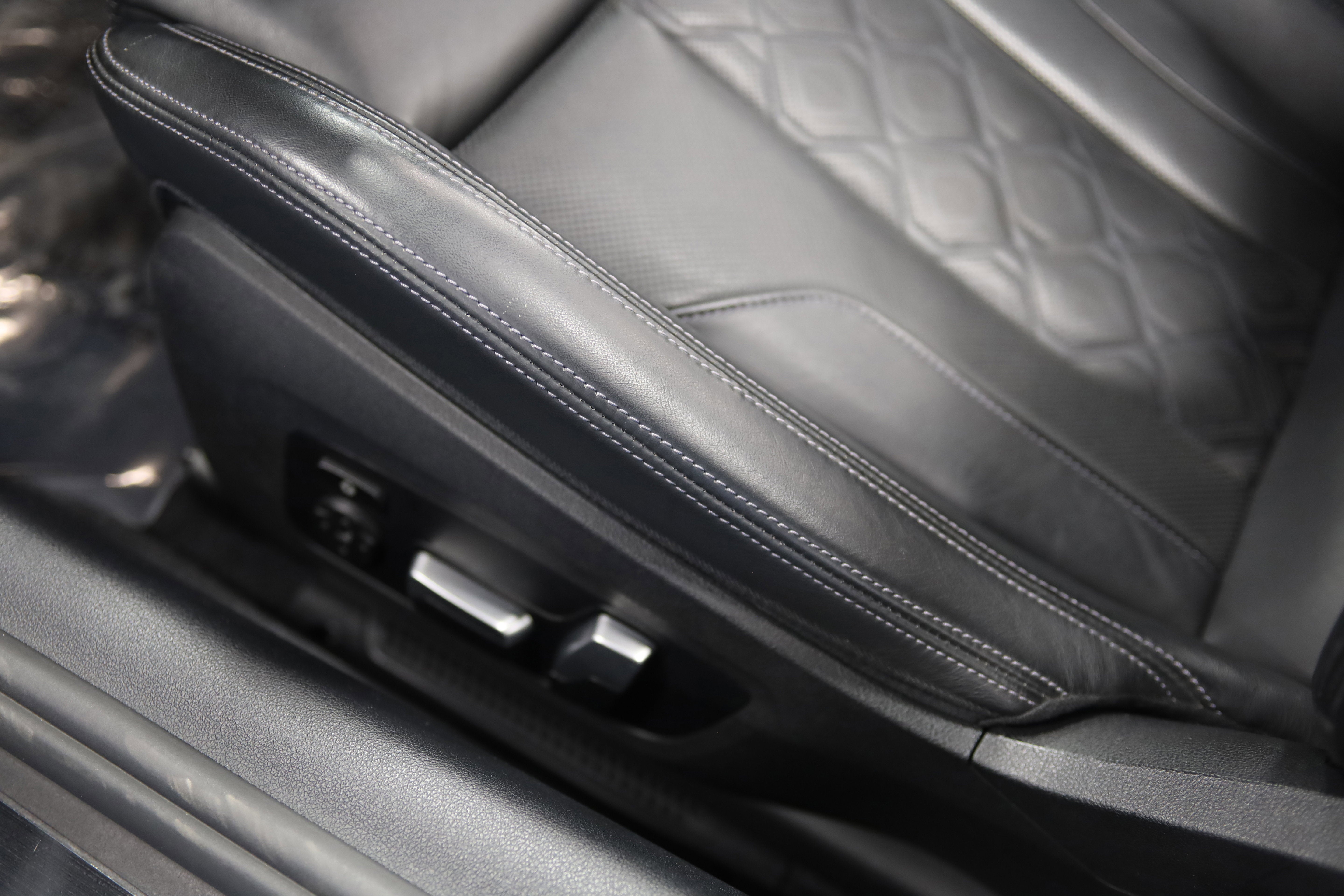 2022 BMW M8 Competition