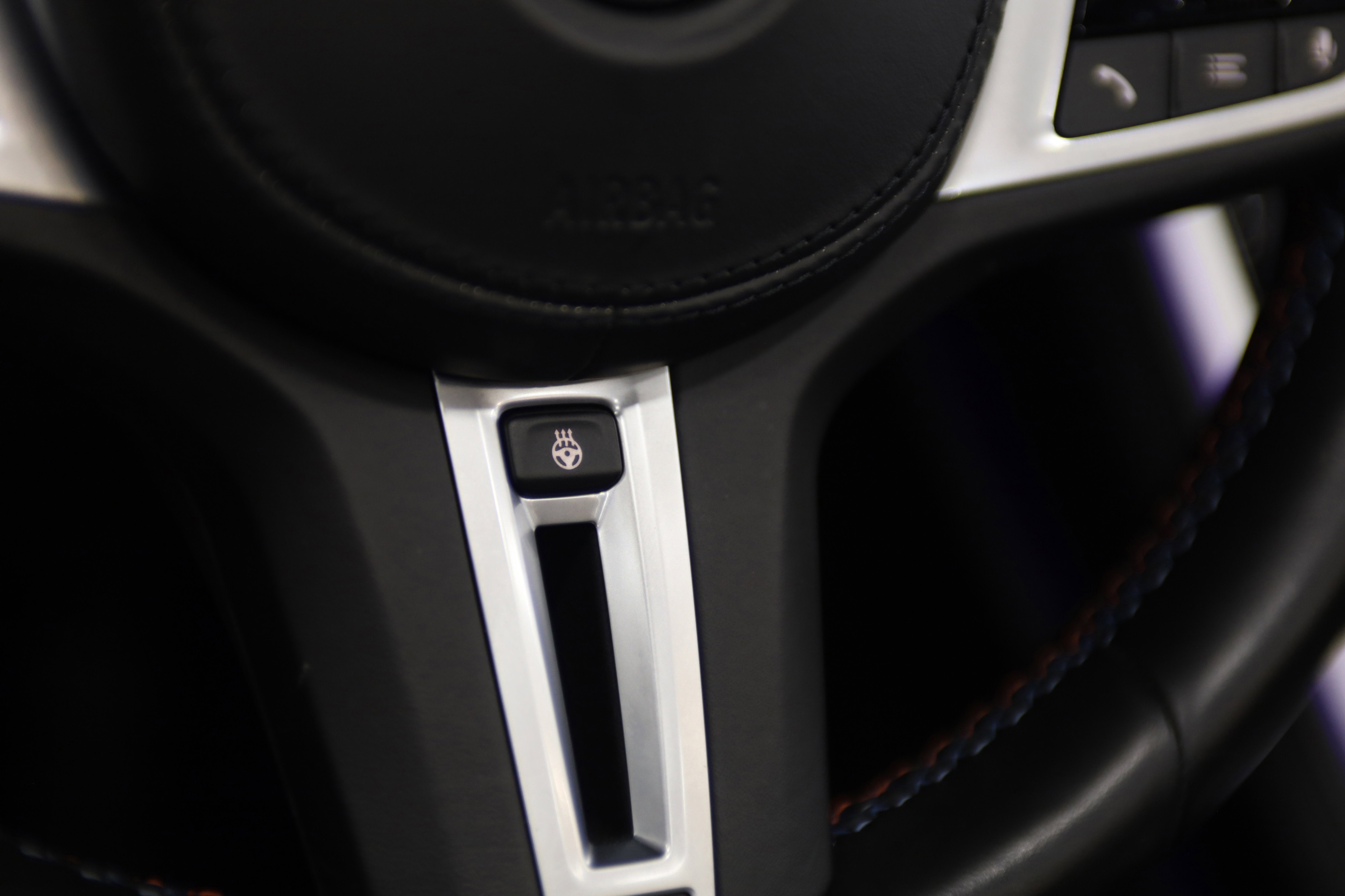 2022 BMW M8 Competition