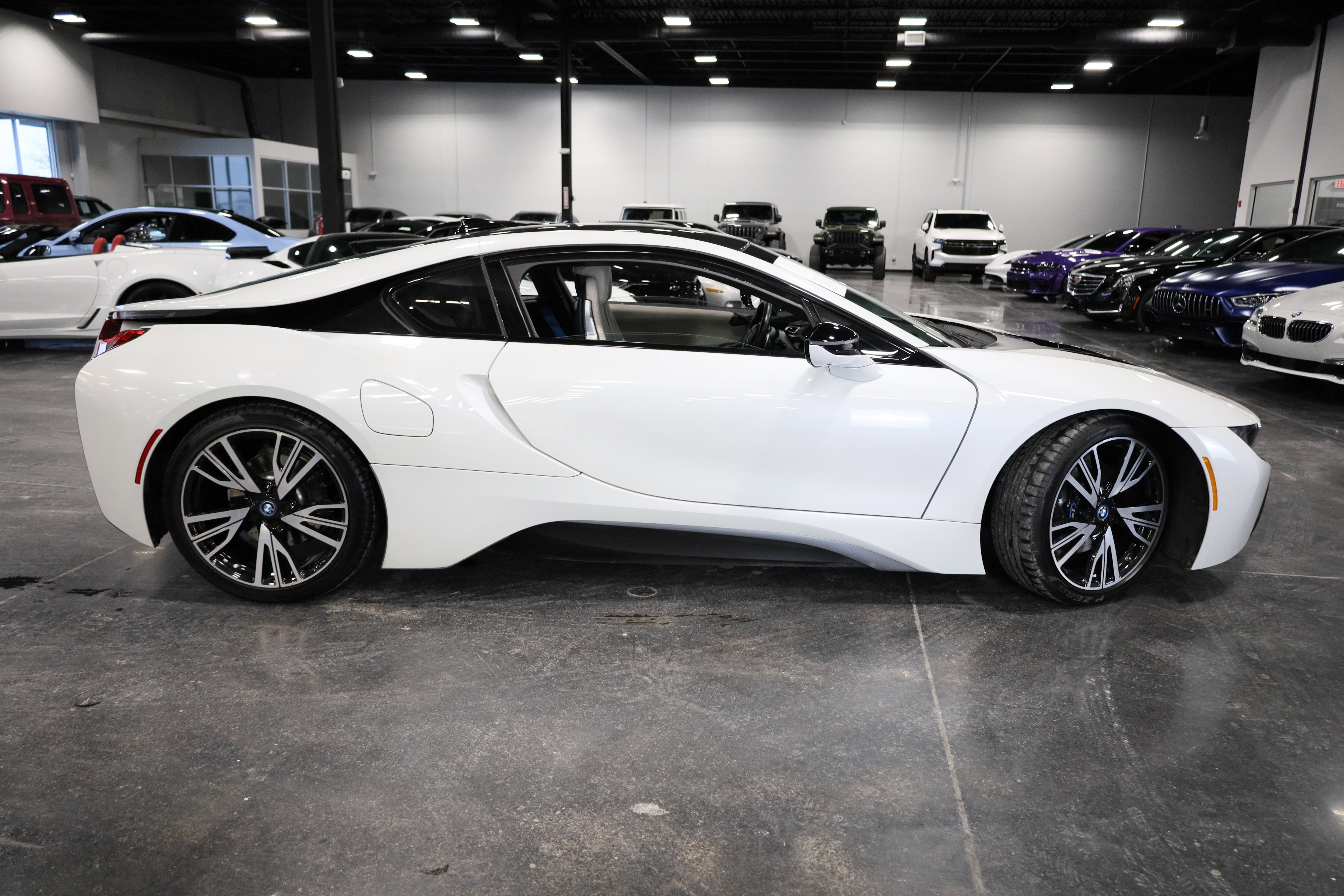 2015 BMW i8 Base