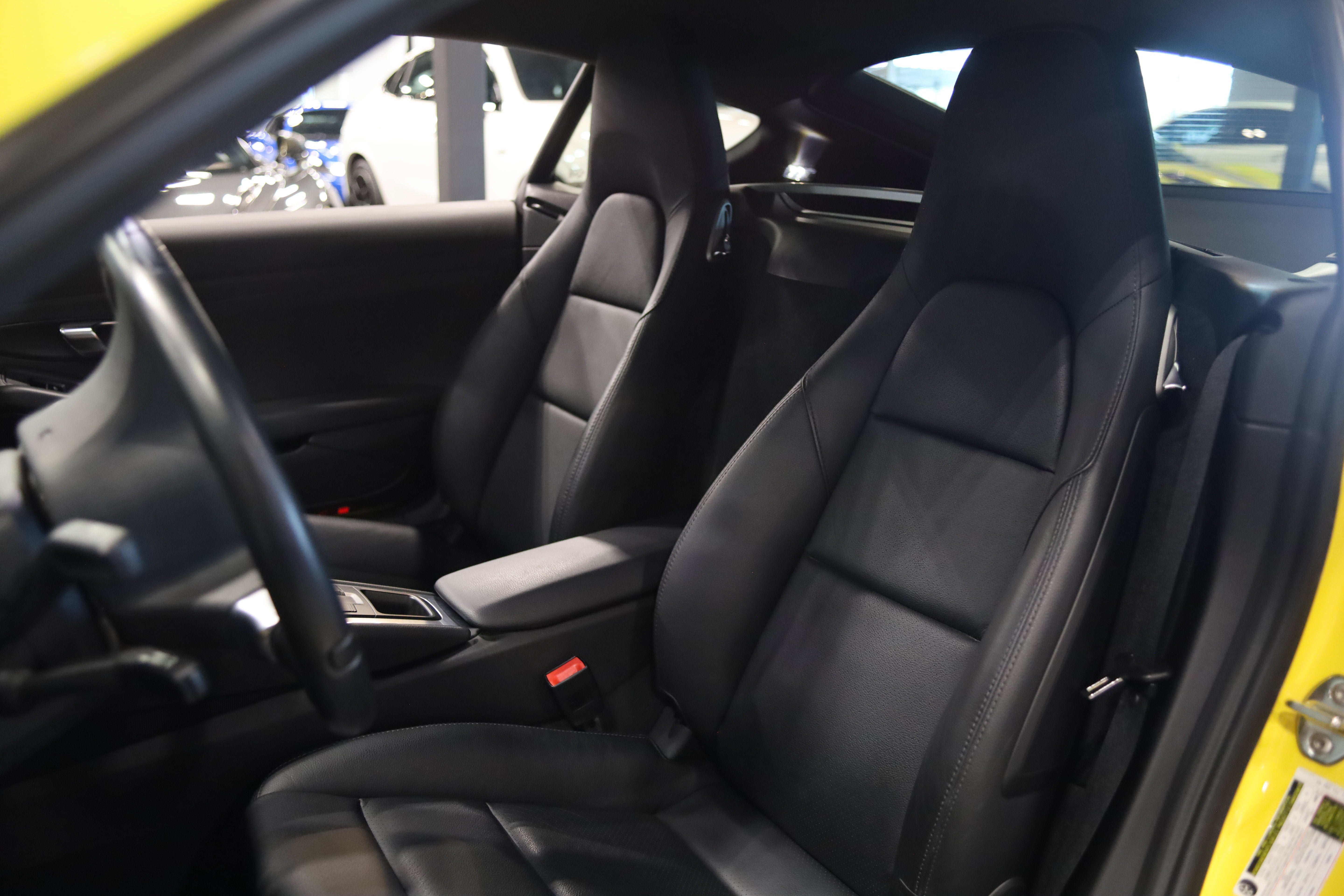 2015 Porsche Cayman Base