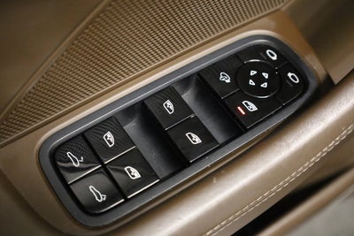 2018 Porsche Panamera 4S
