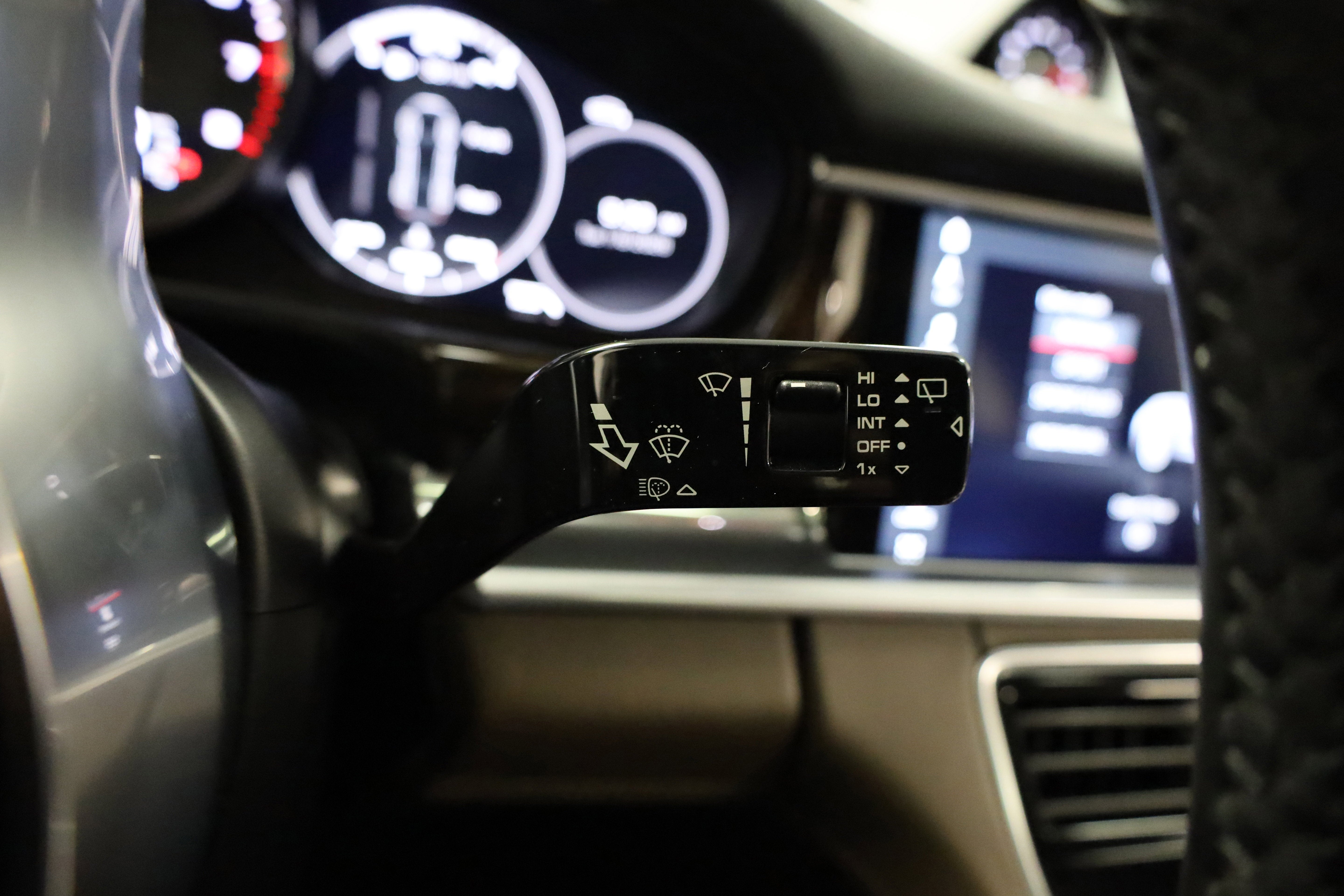 2018 Porsche Panamera 4S