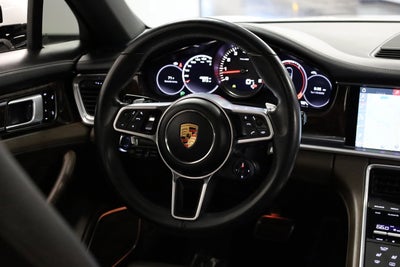 2018 Porsche Panamera 4S