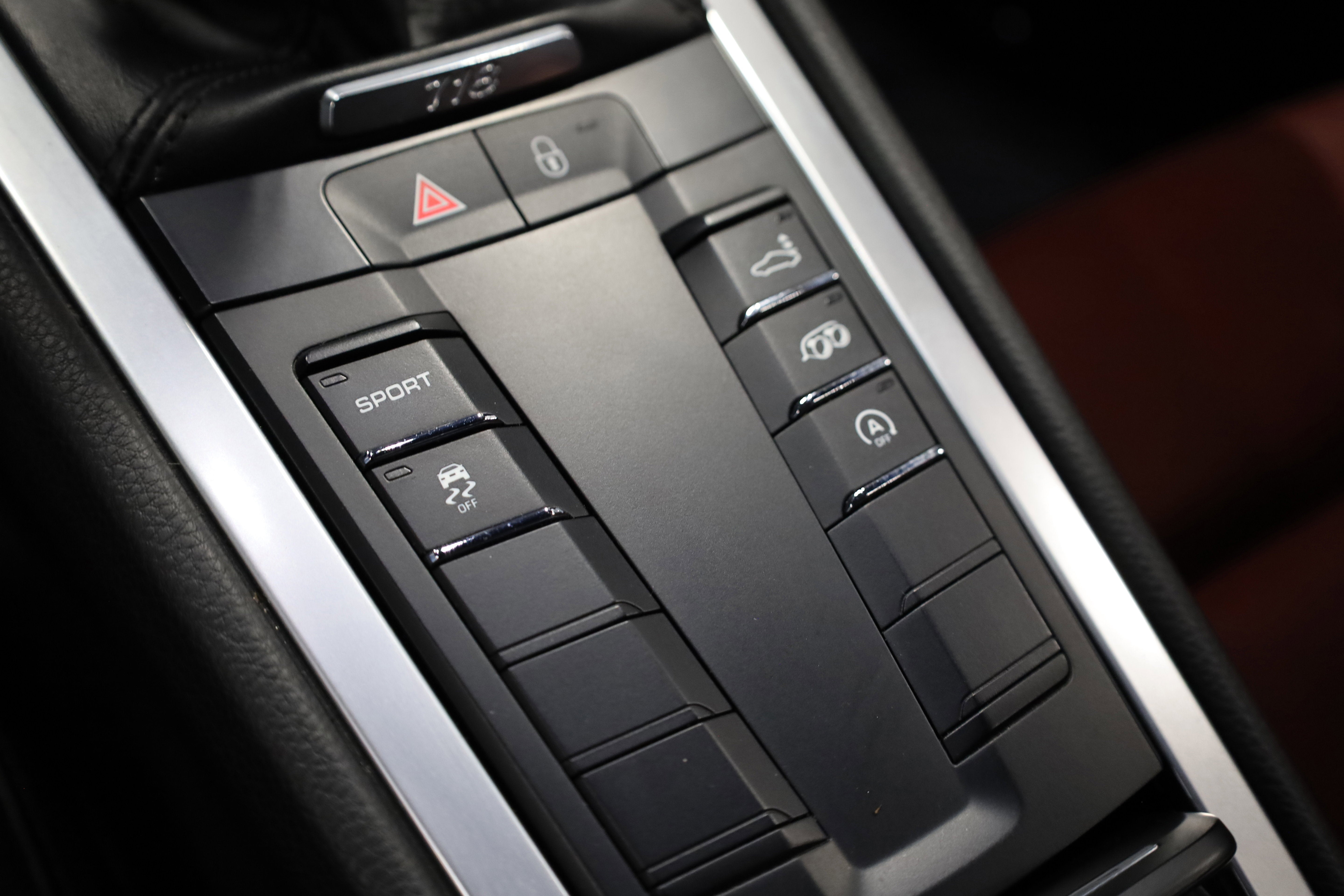 2018 Porsche 718 Cayman S