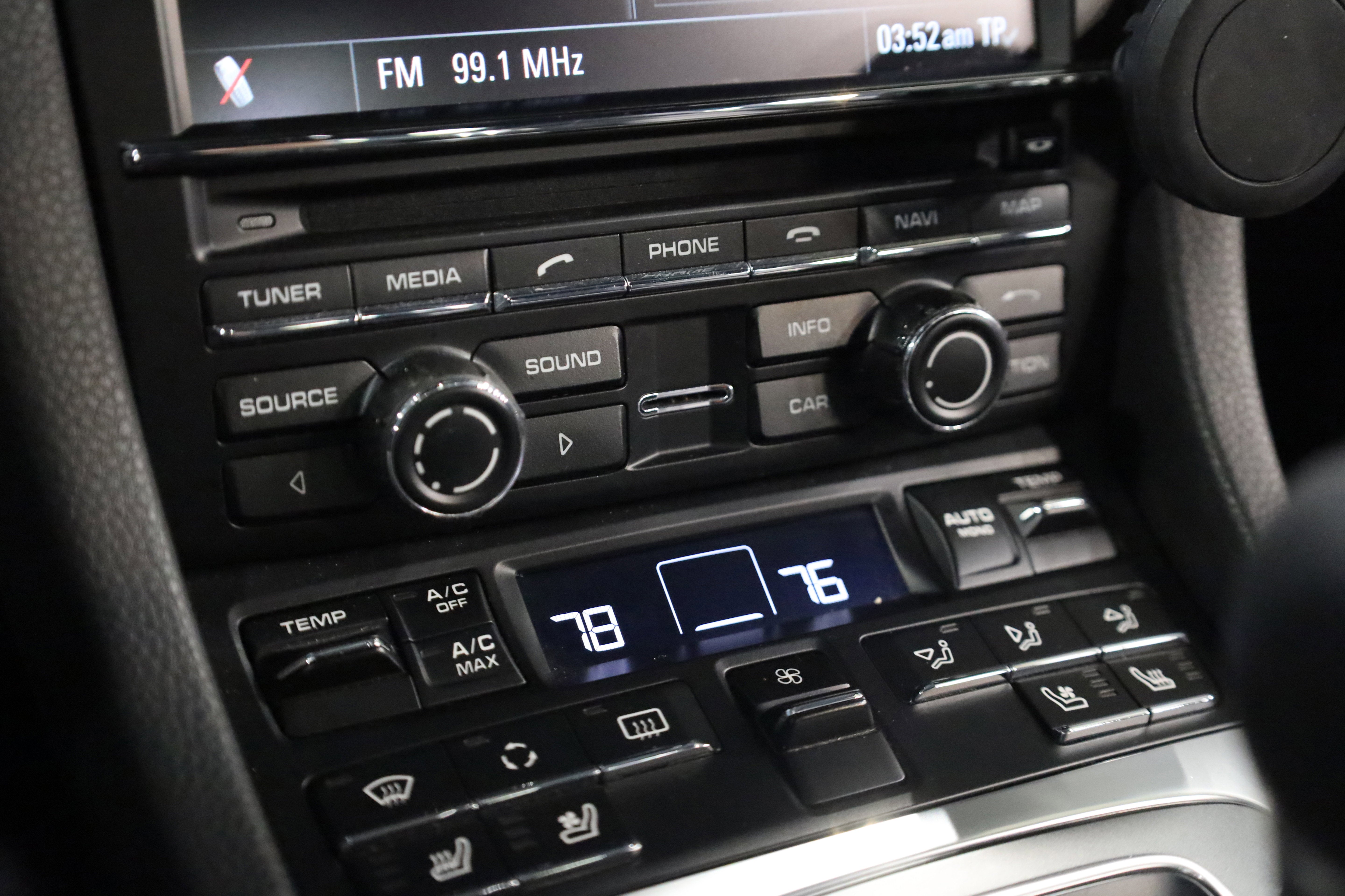 2013 Porsche 911 Carrera 4S