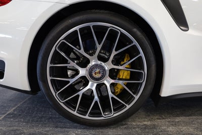 2015 Porsche 911 Turbo S