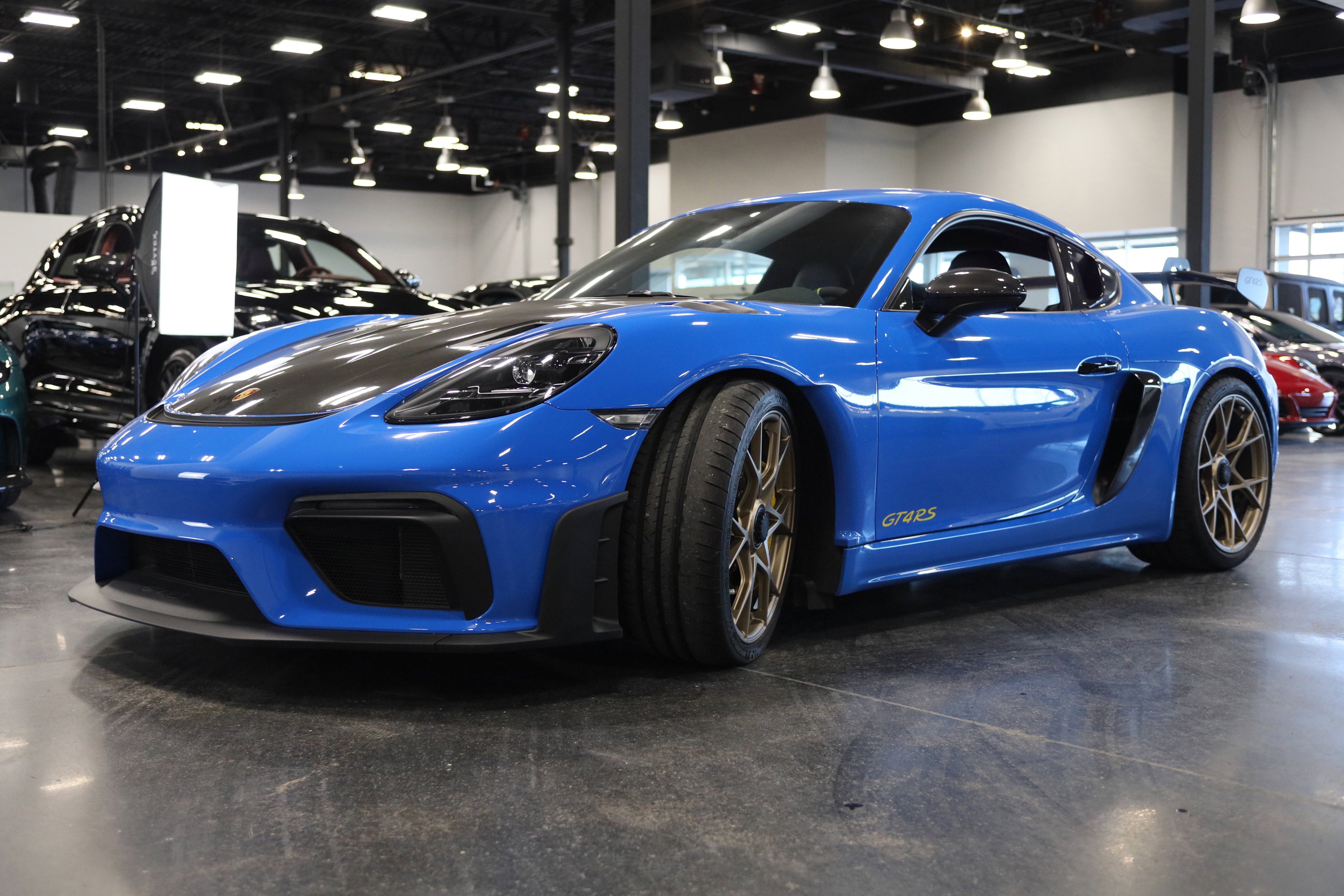 2023 Porsche 718 Cayman GT4 RS