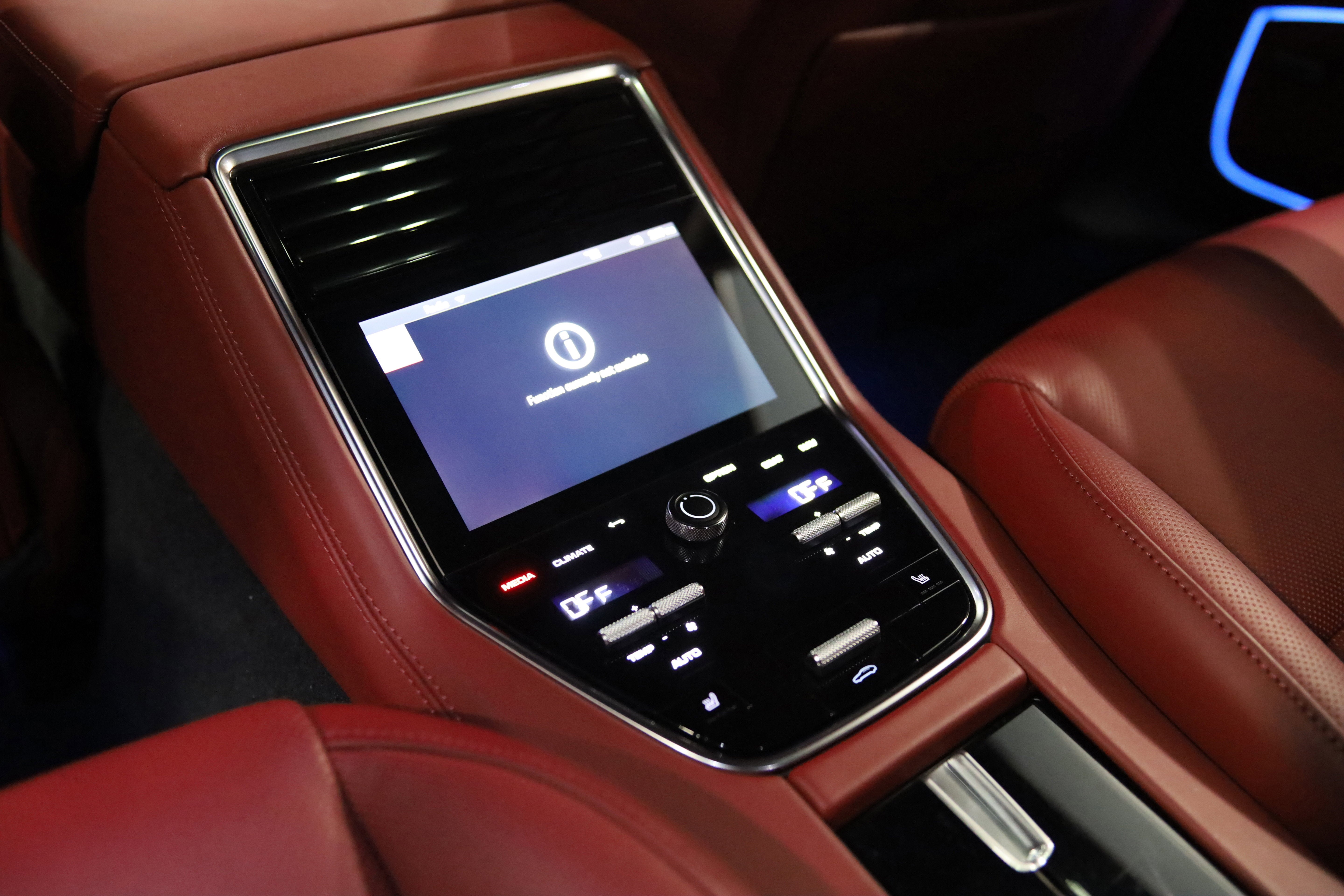 2022 Porsche Panamera 4