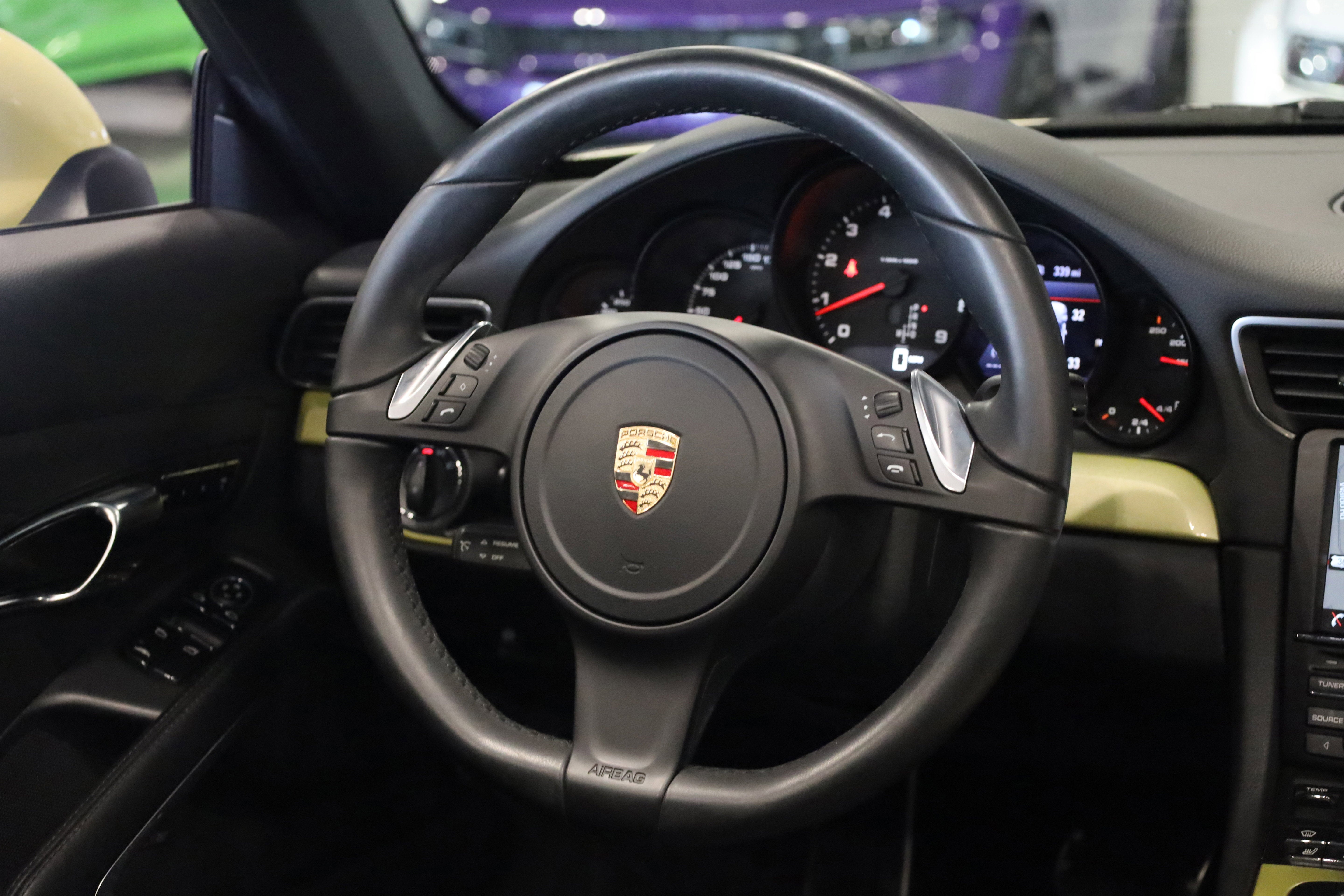 2013 Porsche 911 Carrera