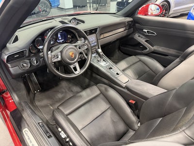 2018 Porsche 911 Carrera 4 GTS