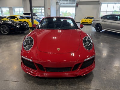 2018 Porsche 911 Carrera 4 GTS