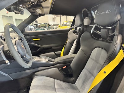 2025 Porsche 718 Spyder RS